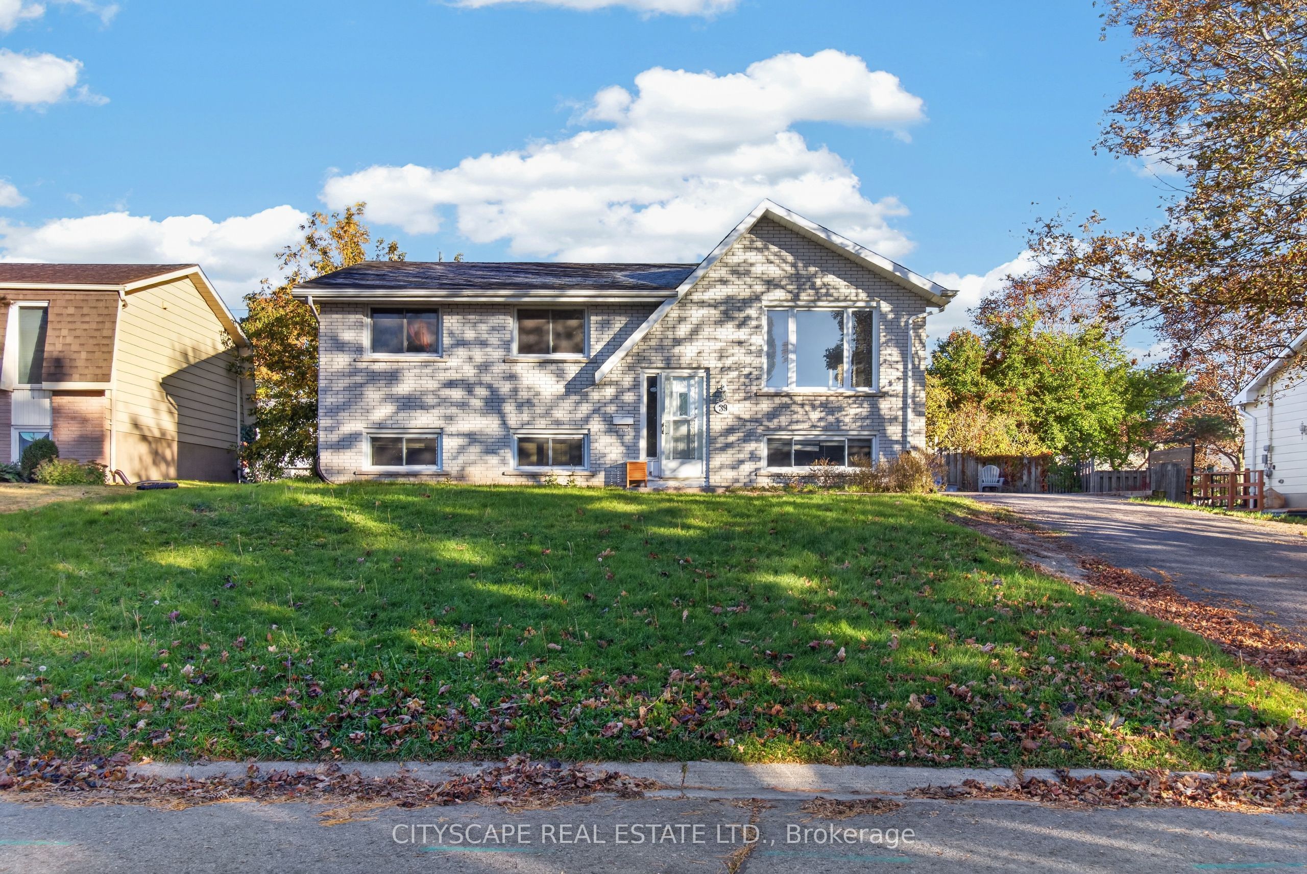 39 Huff Avenue Property Photo 10
