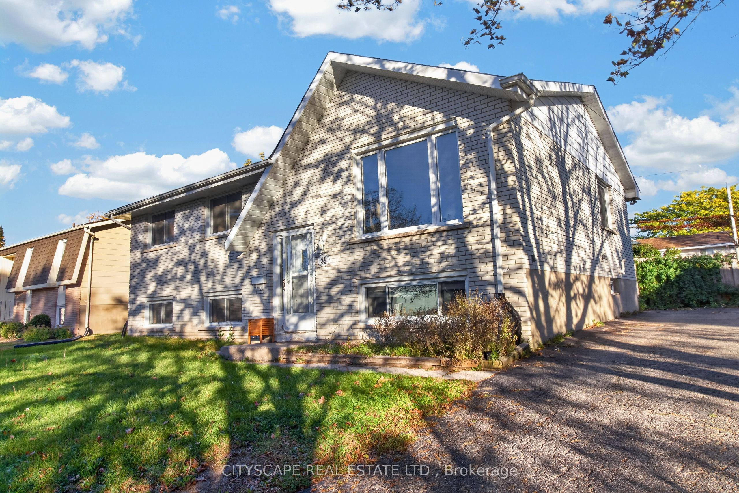 39 Huff Avenue Property Photo 12