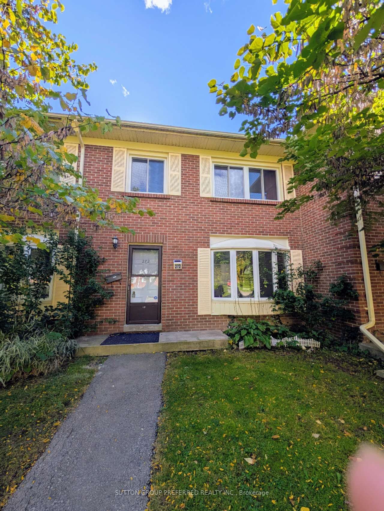 272 Homestead Court N 101 Property Photo 1