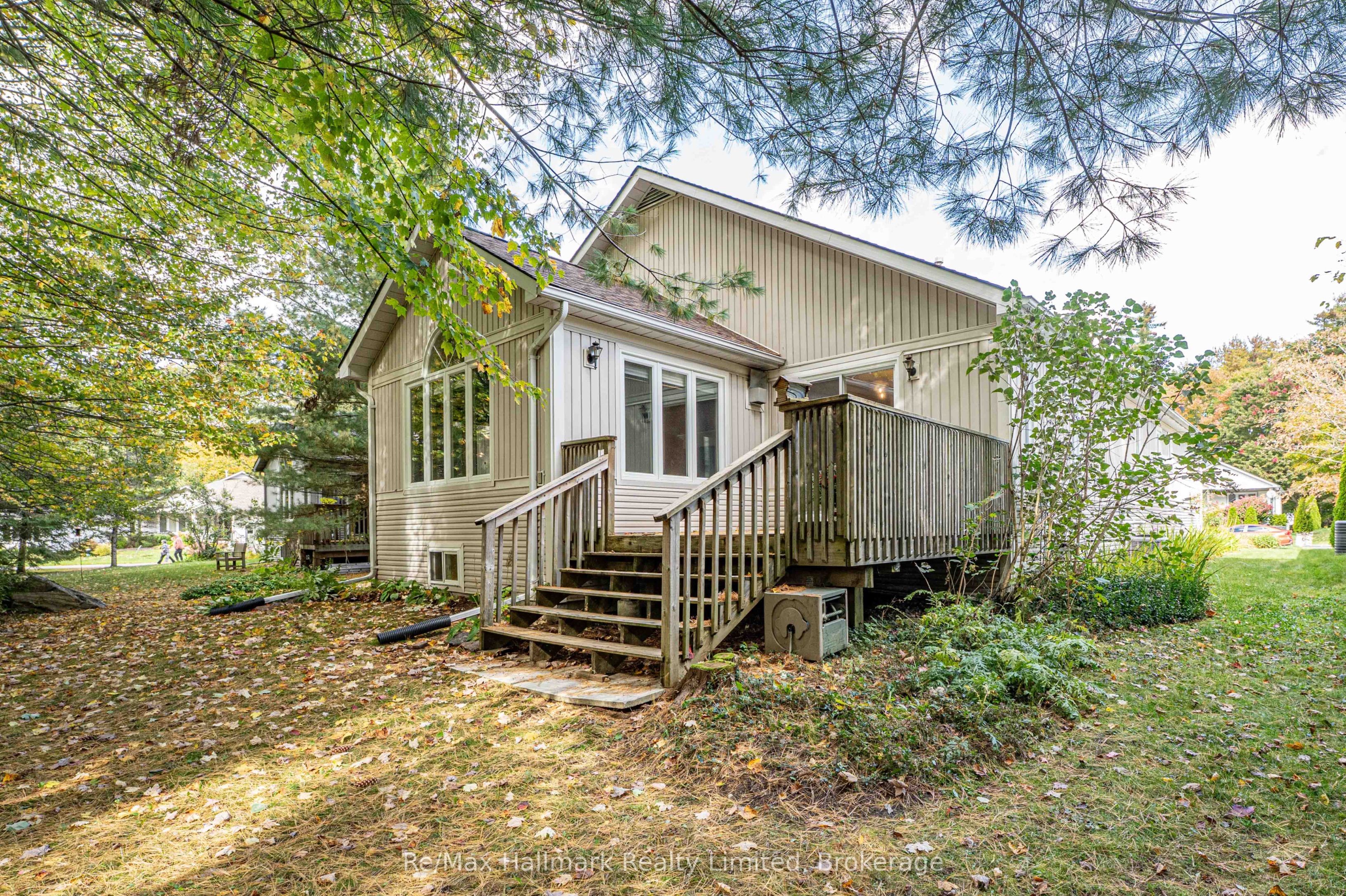 3 Woods Hollow Property Photo 3