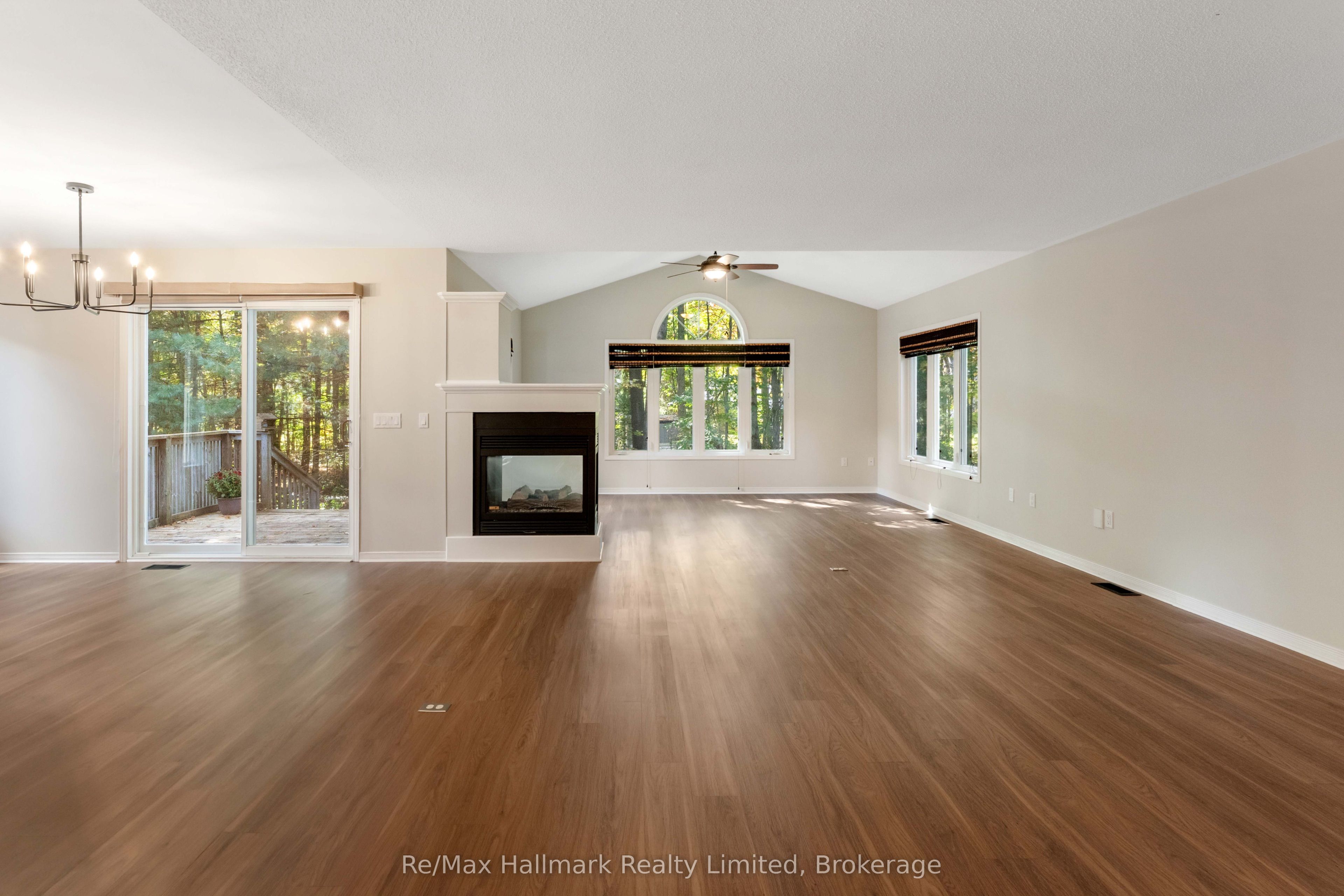 3 Woods Hollow Property Photo 16