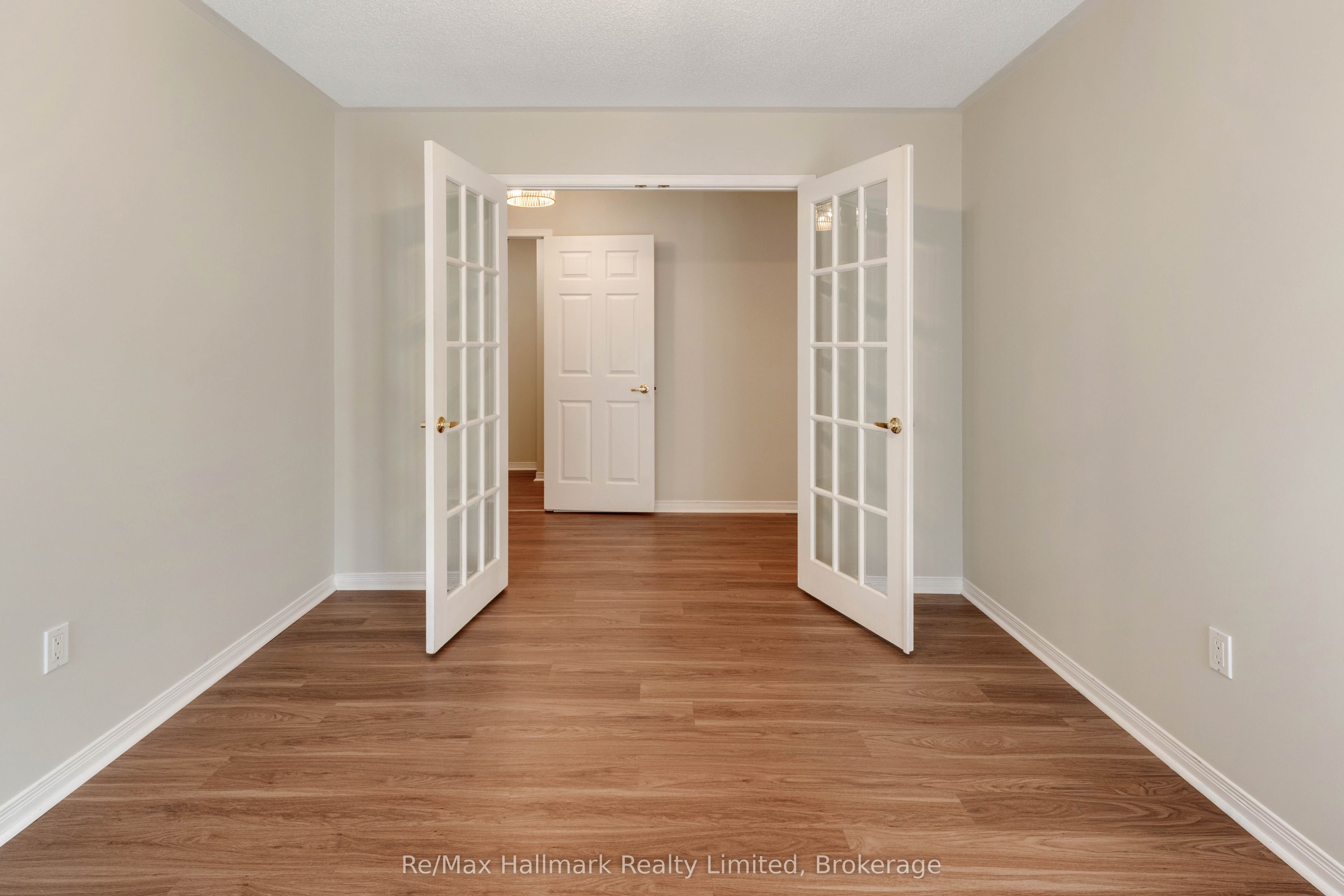 3 Woods Hollow Property Photo 20