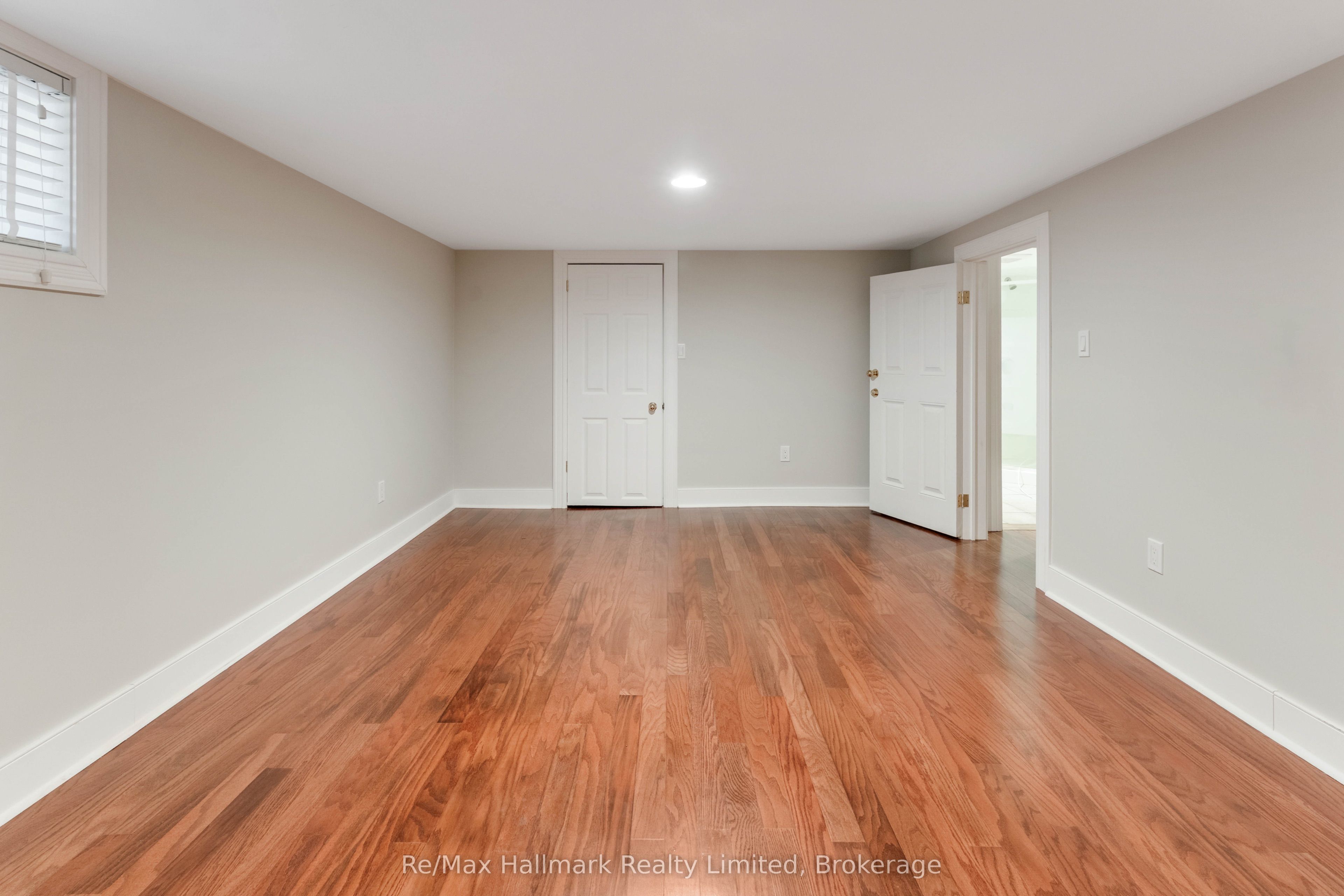 3 Woods Hollow Property Photo 32