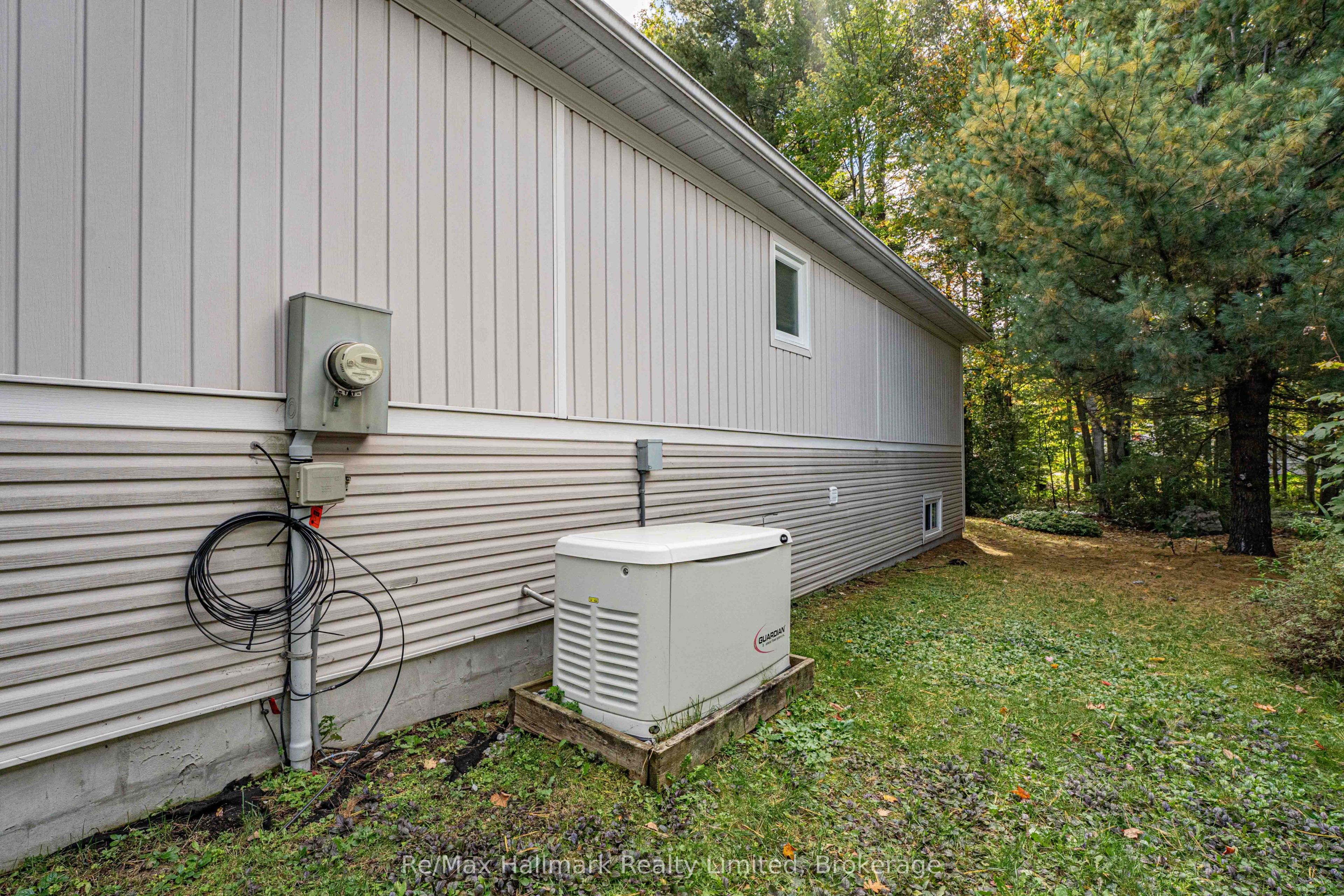 3 Woods Hollow Property Photo 37