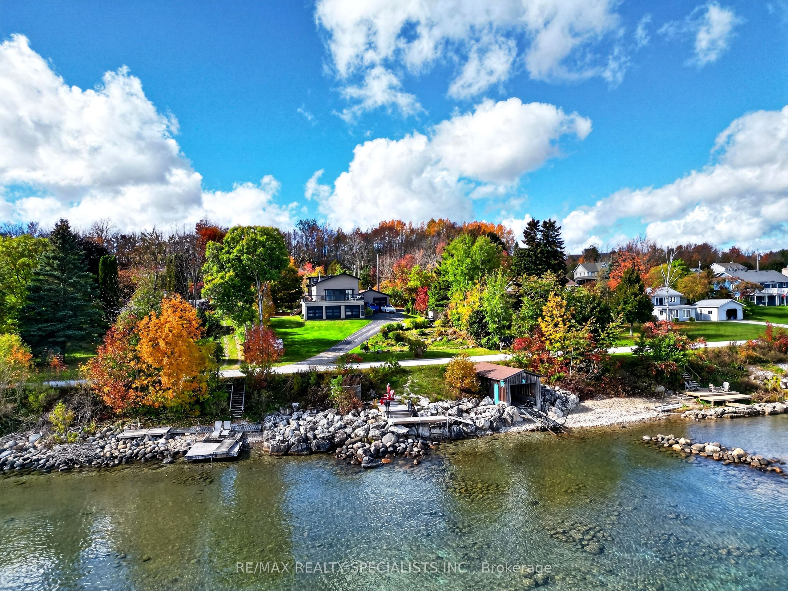 339520 Presqu'ile Road Property Photo 1