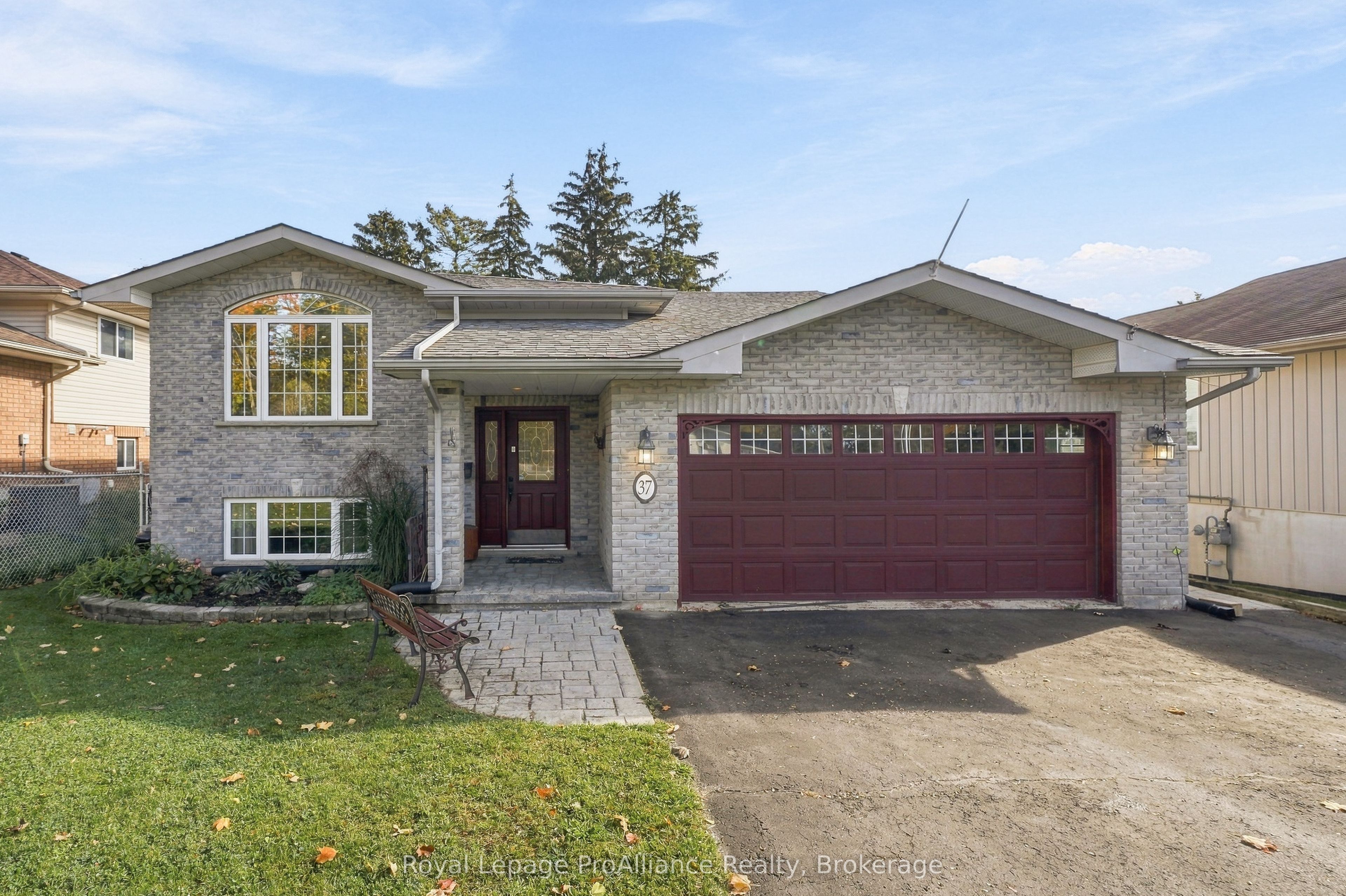 37 Reid Street Property Photo 1