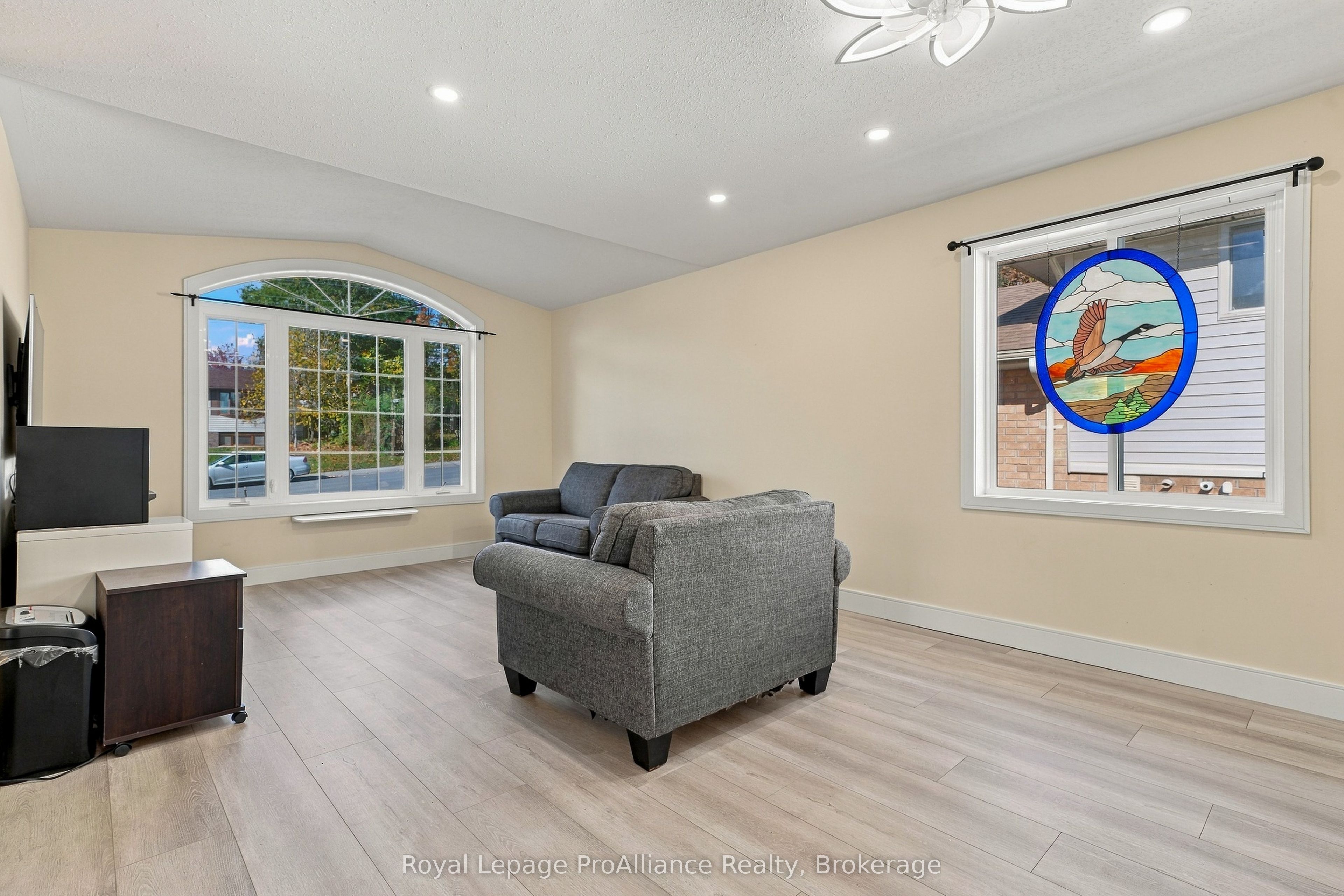 37 Reid Street Property Photo 4