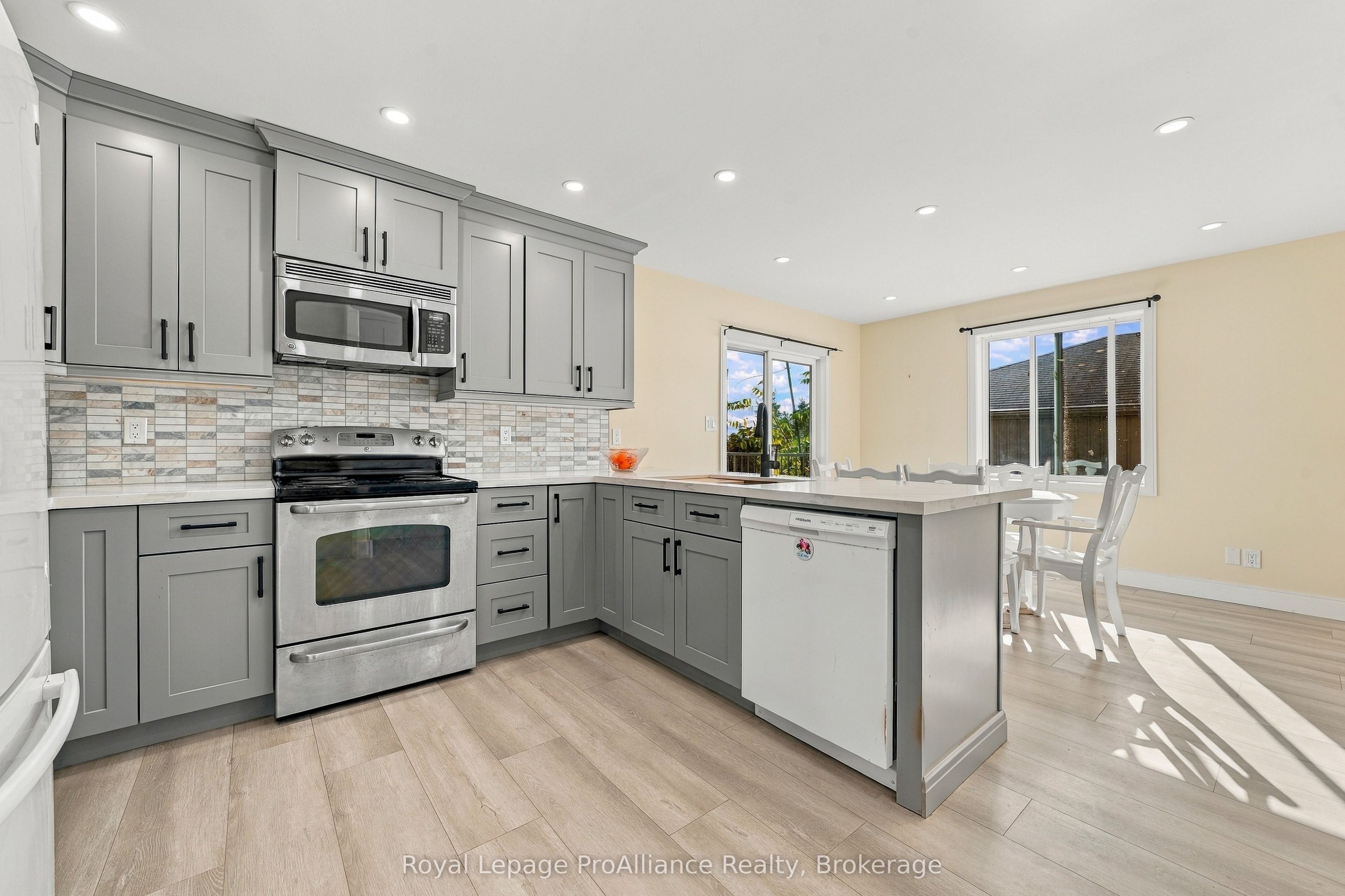 37 Reid Street Property Photo 7