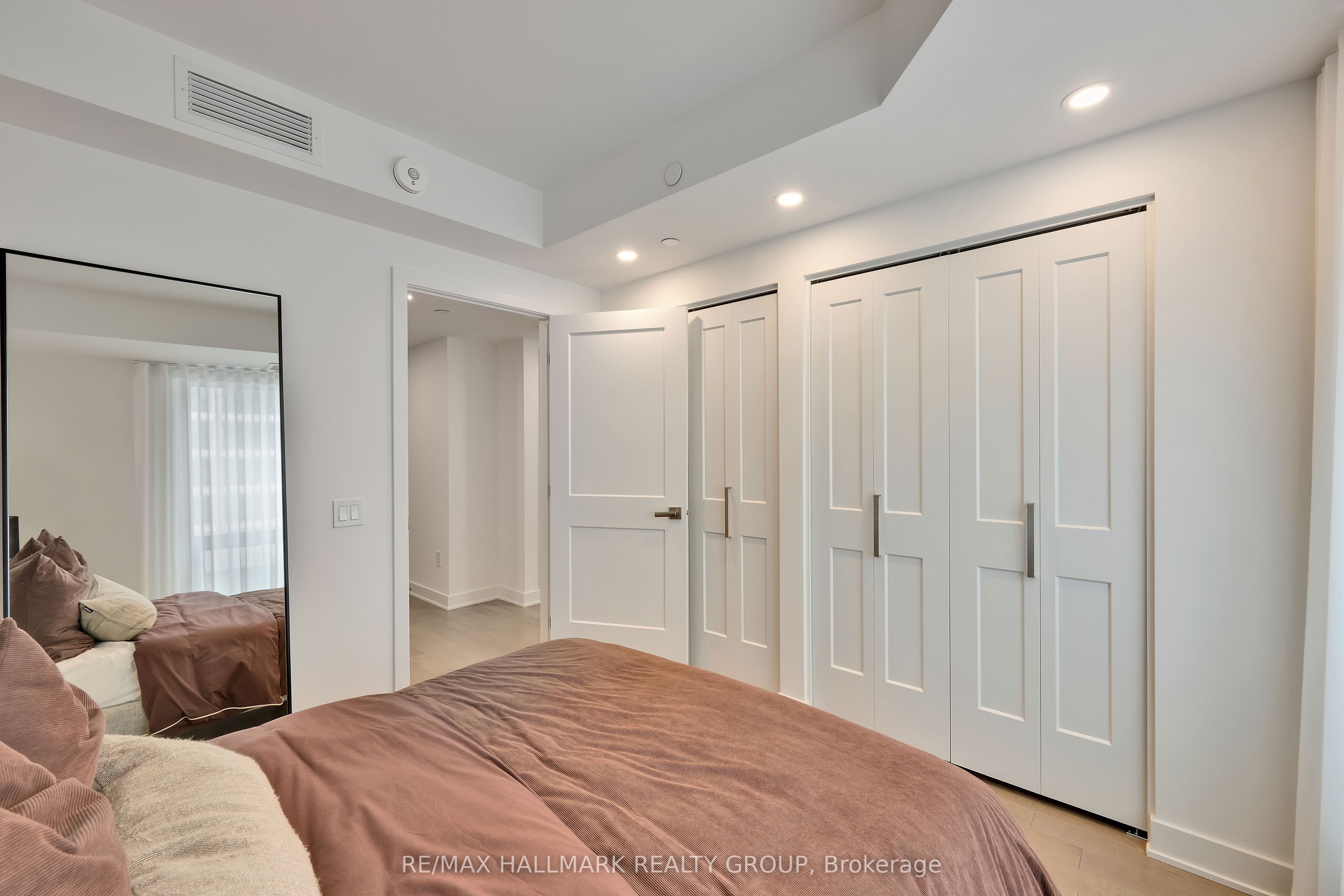340 Queen Street 306 Property Photo 13