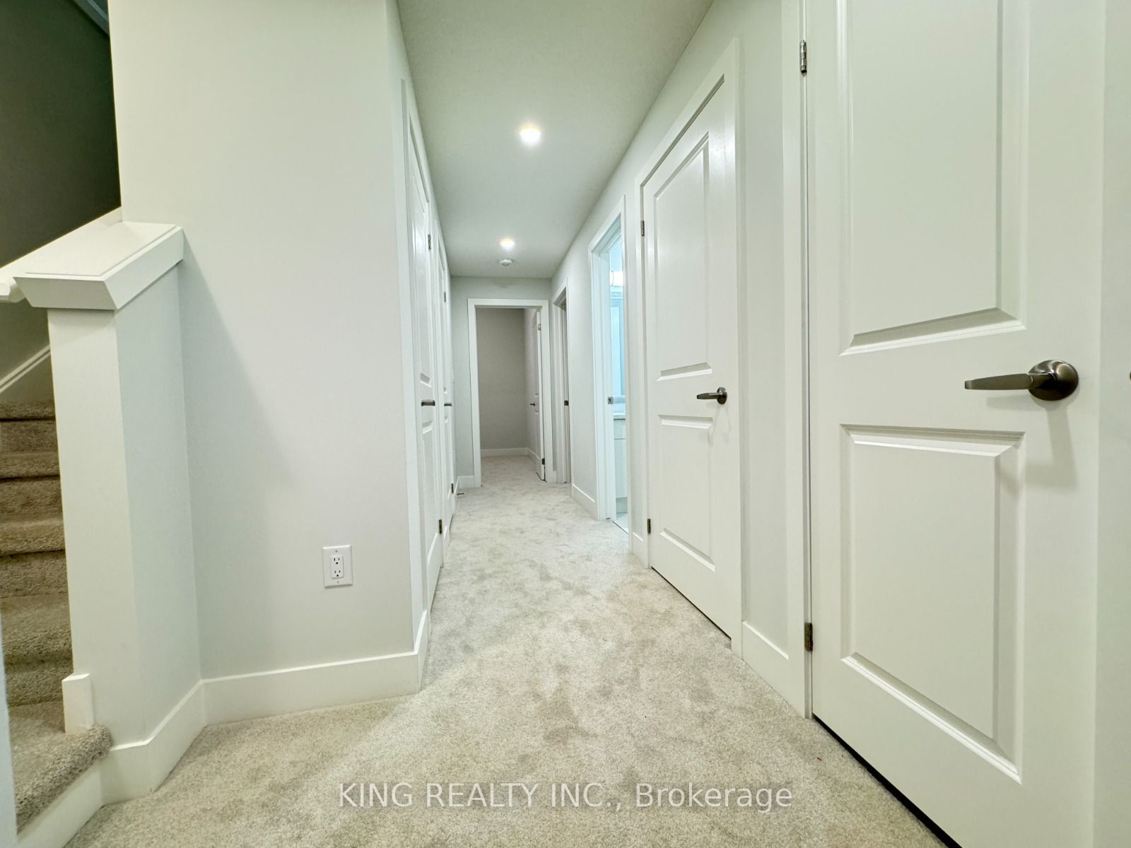 990 Deveron Crescent 47 Property Photo 22