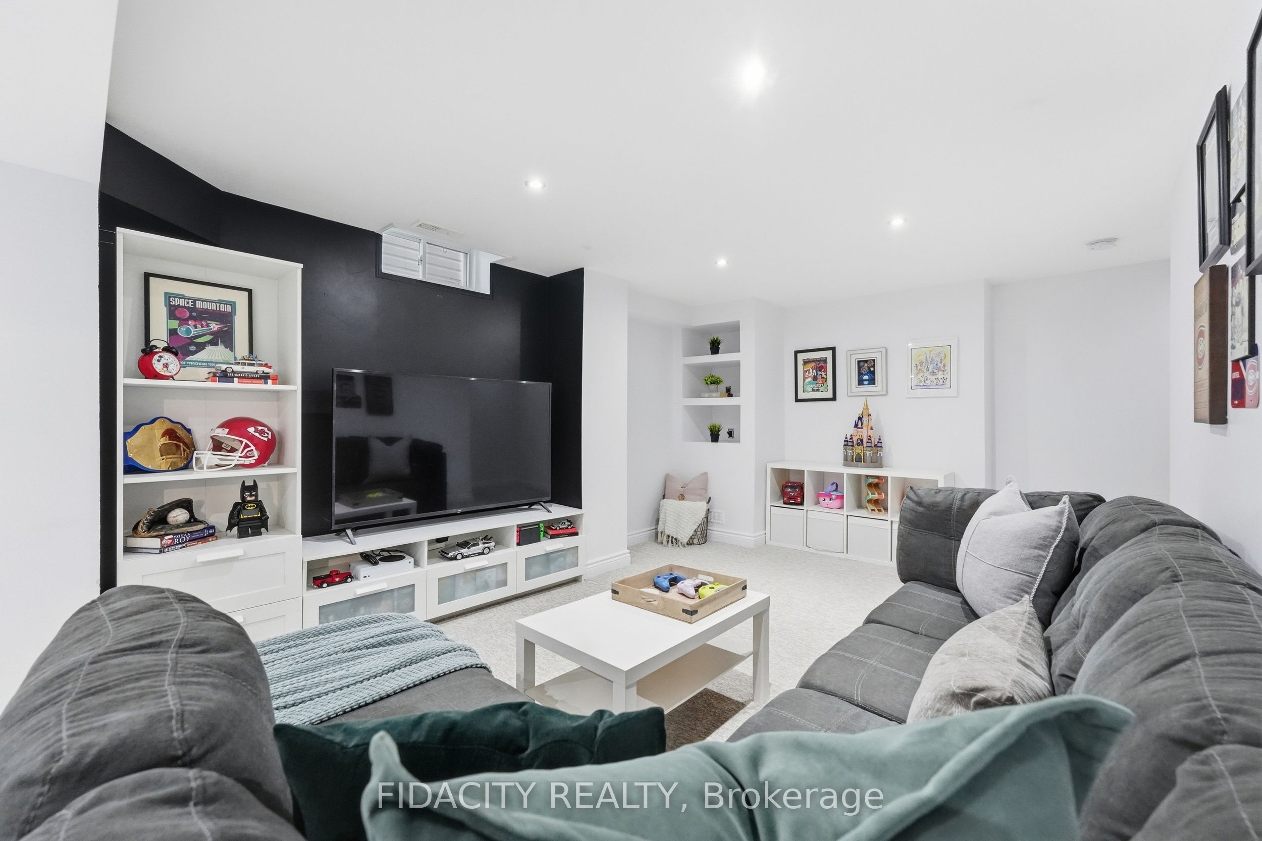 206 Mistral Way Property Photo 40