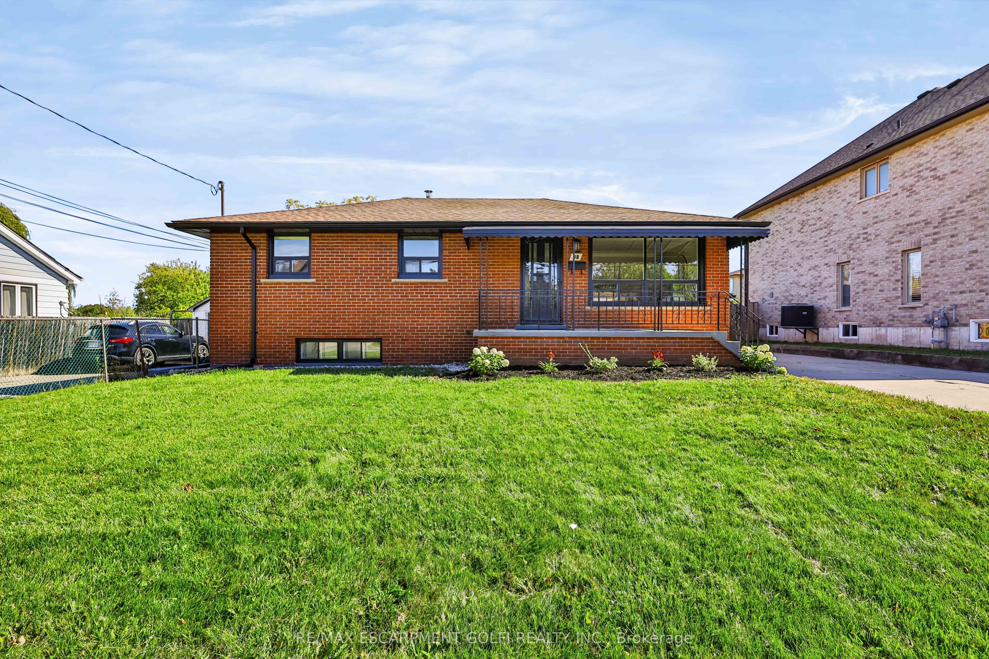 38 Deerhurst Road Property Photo 1