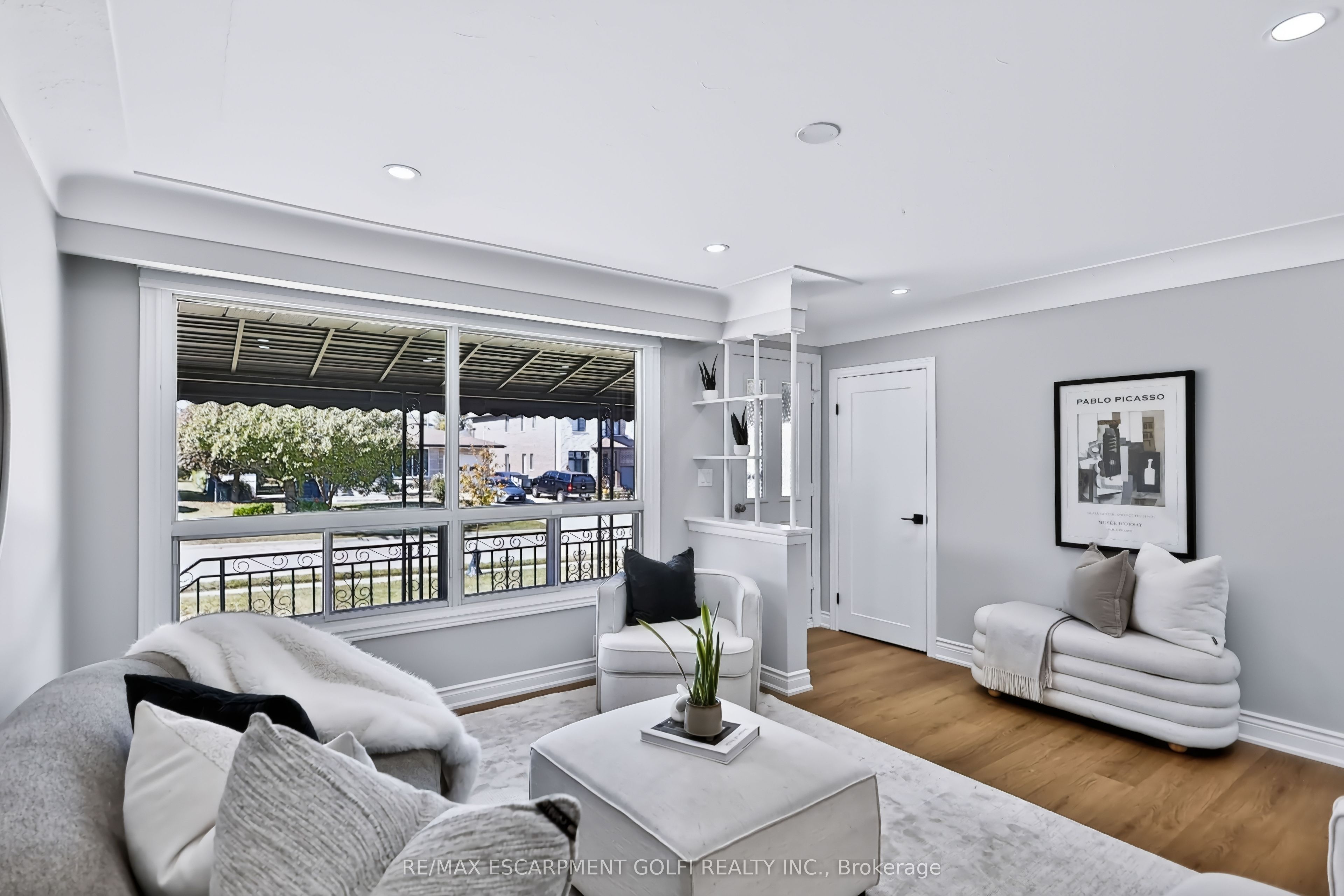 38 Deerhurst Road Property Photo 6