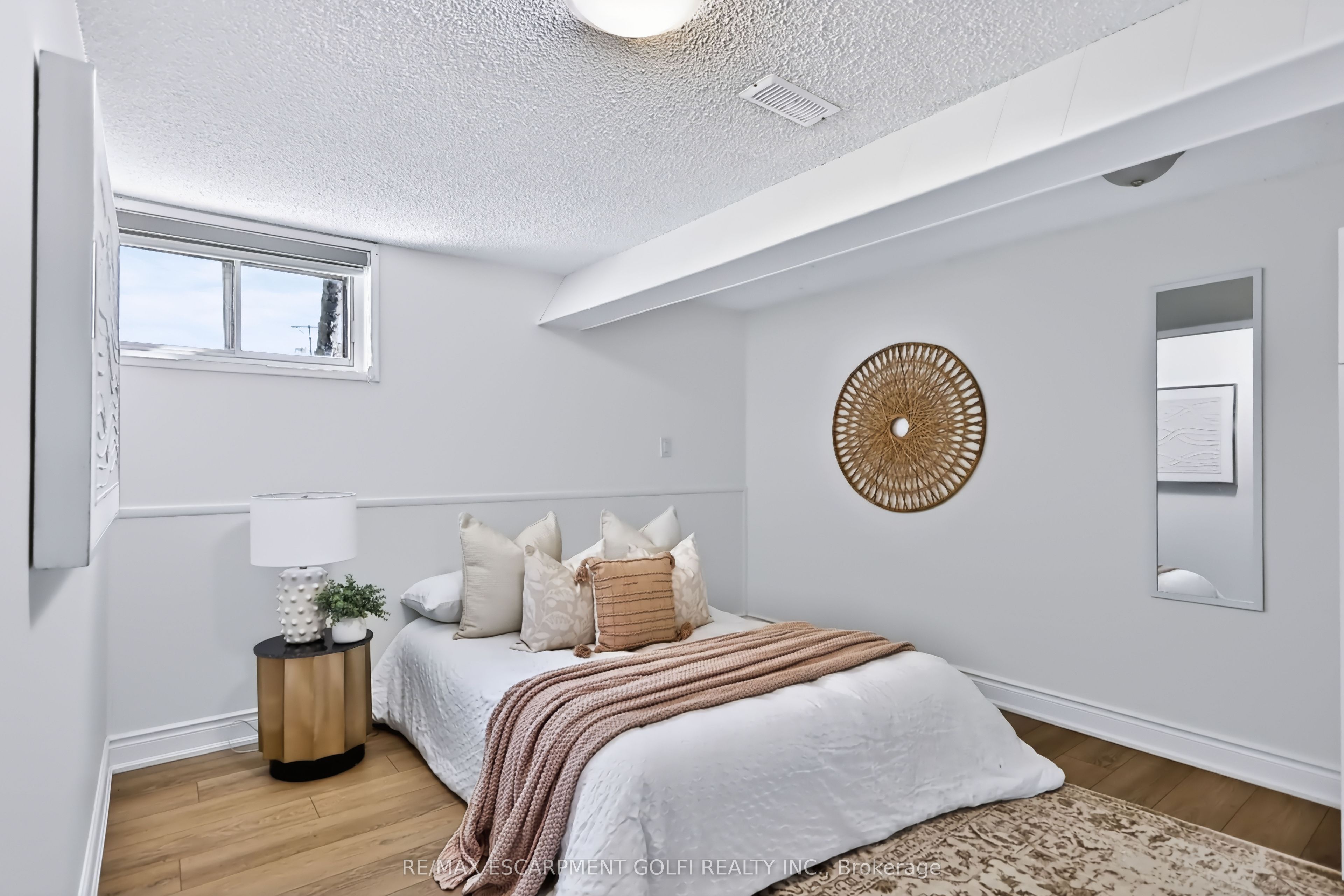 38 Deerhurst Road Property Photo 26