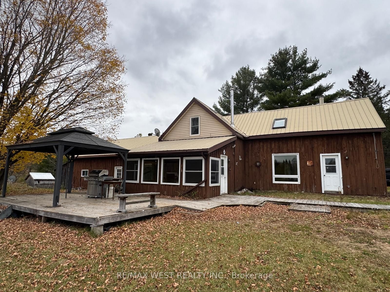 740 Lower Turriff Road Property Photo 2