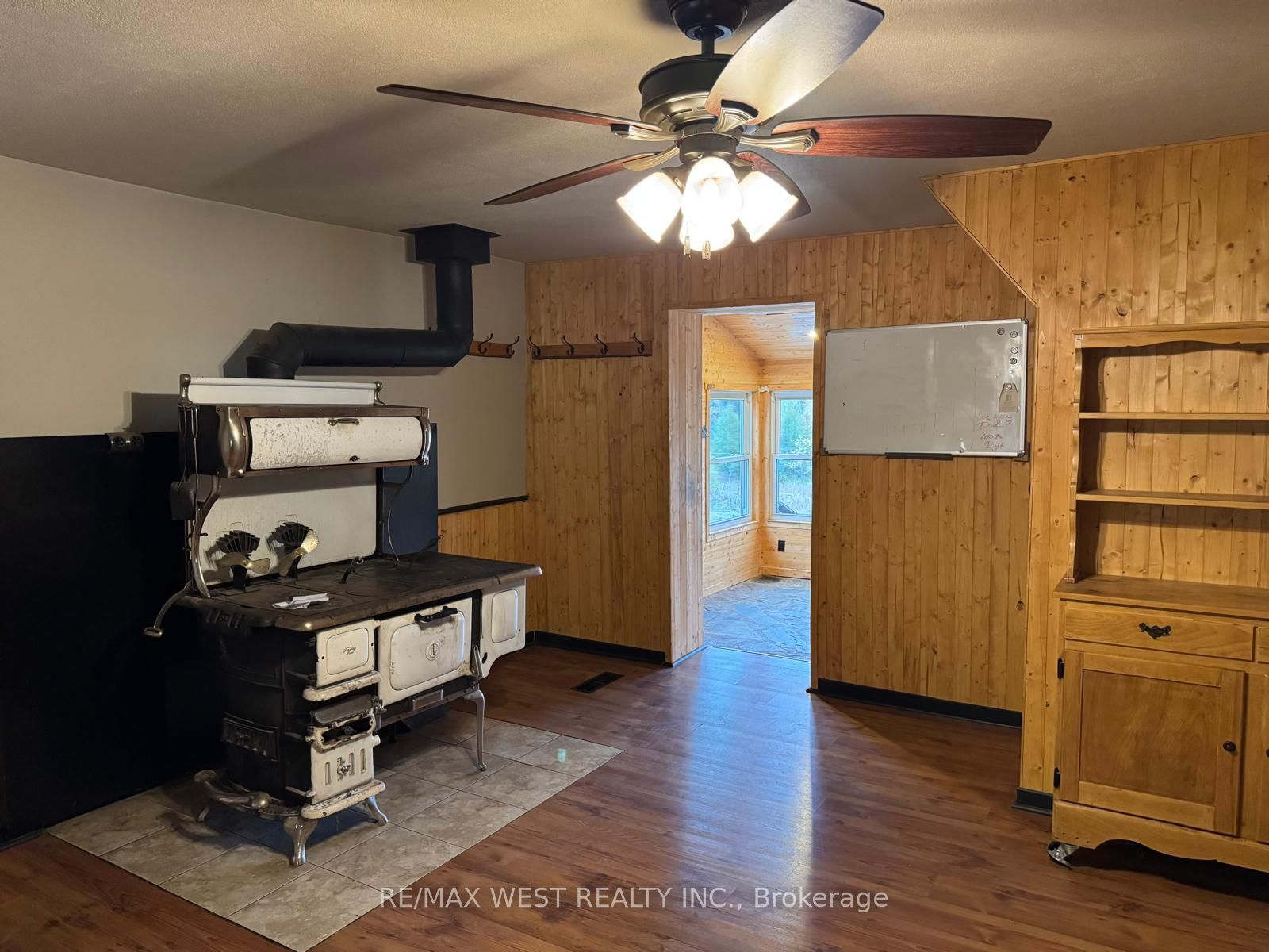 740 Lower Turriff Road Property Photo 4