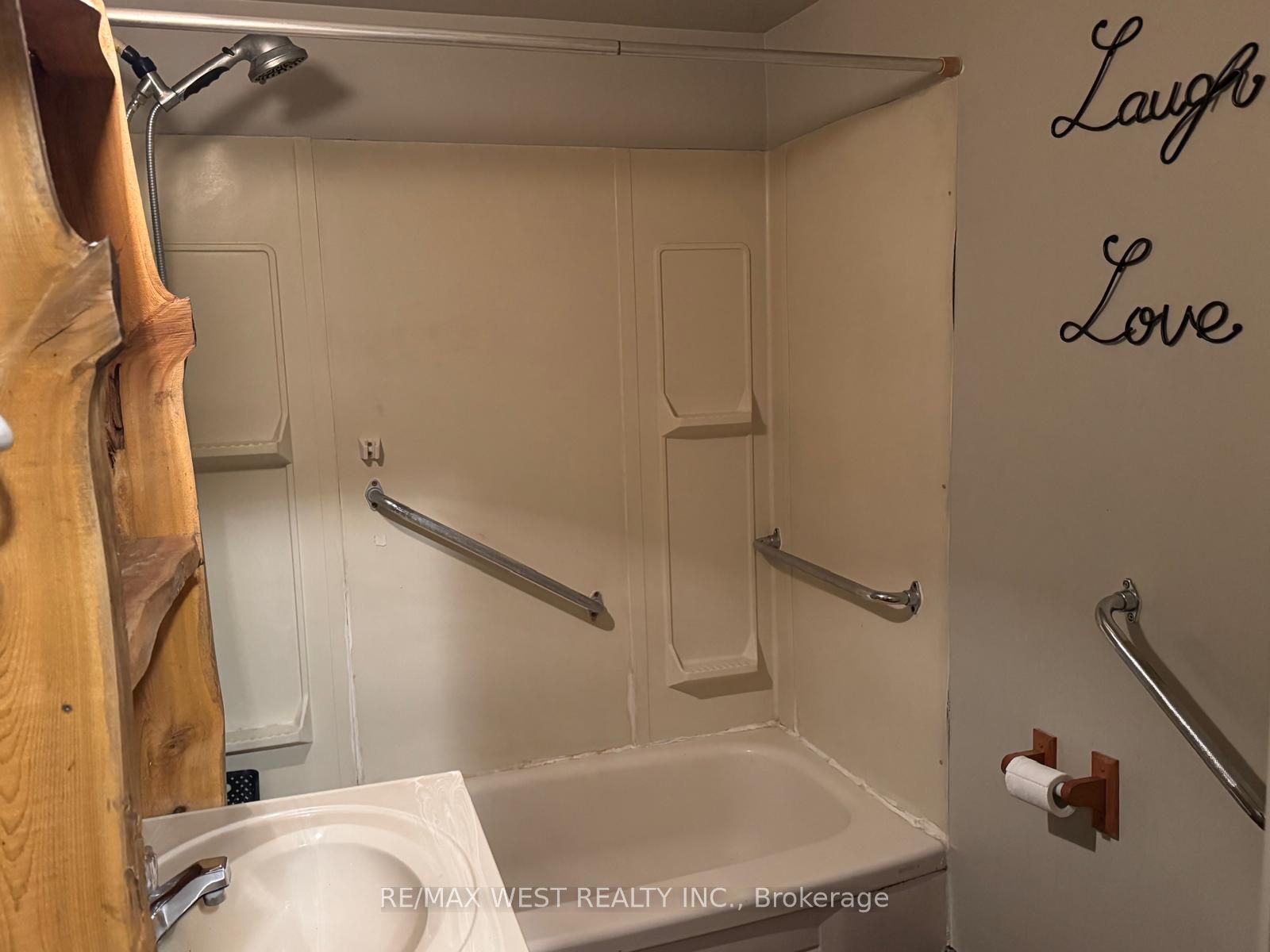 740 Lower Turriff Road Property Photo 11