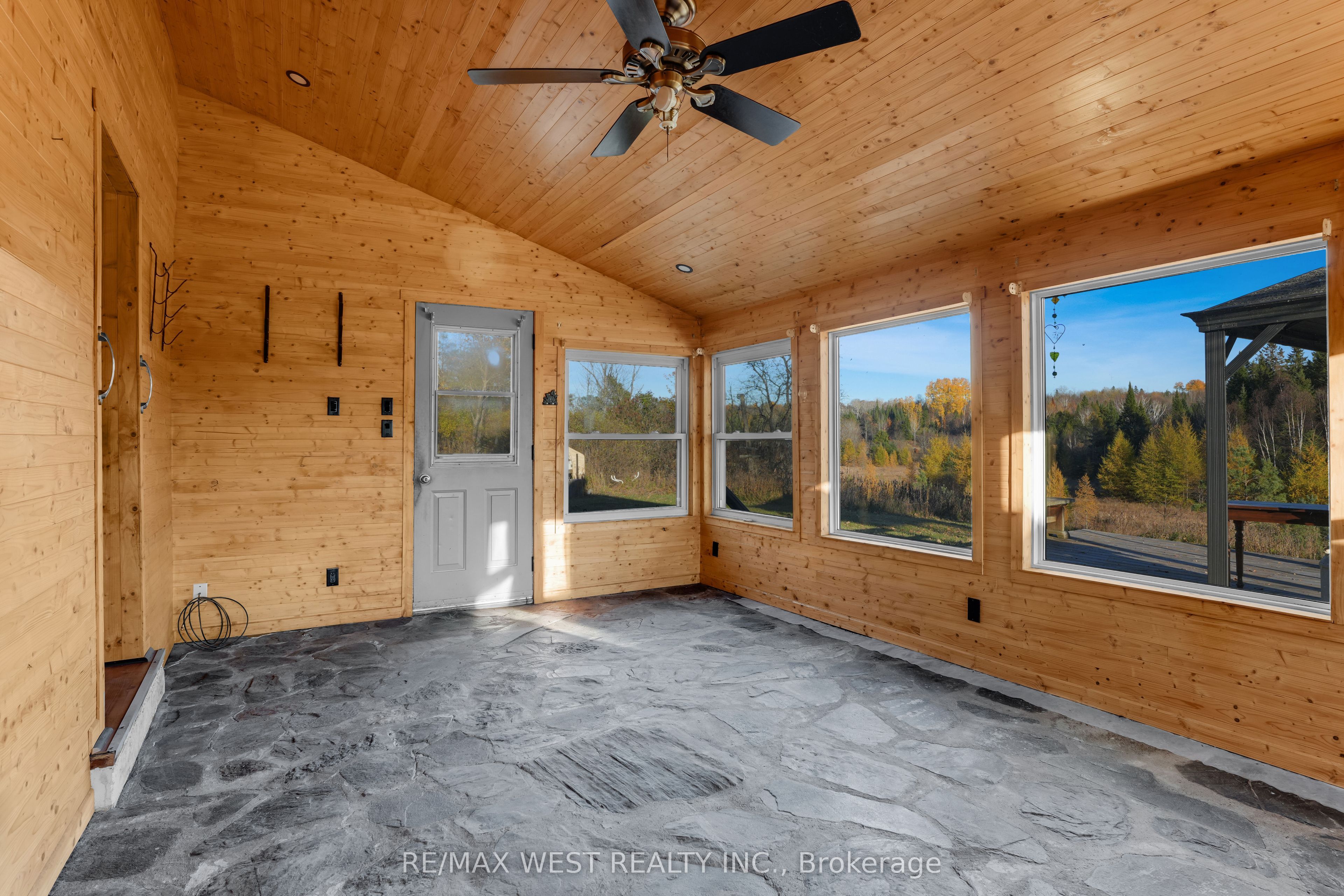 740 Lower Turriff Road Property Photo 27