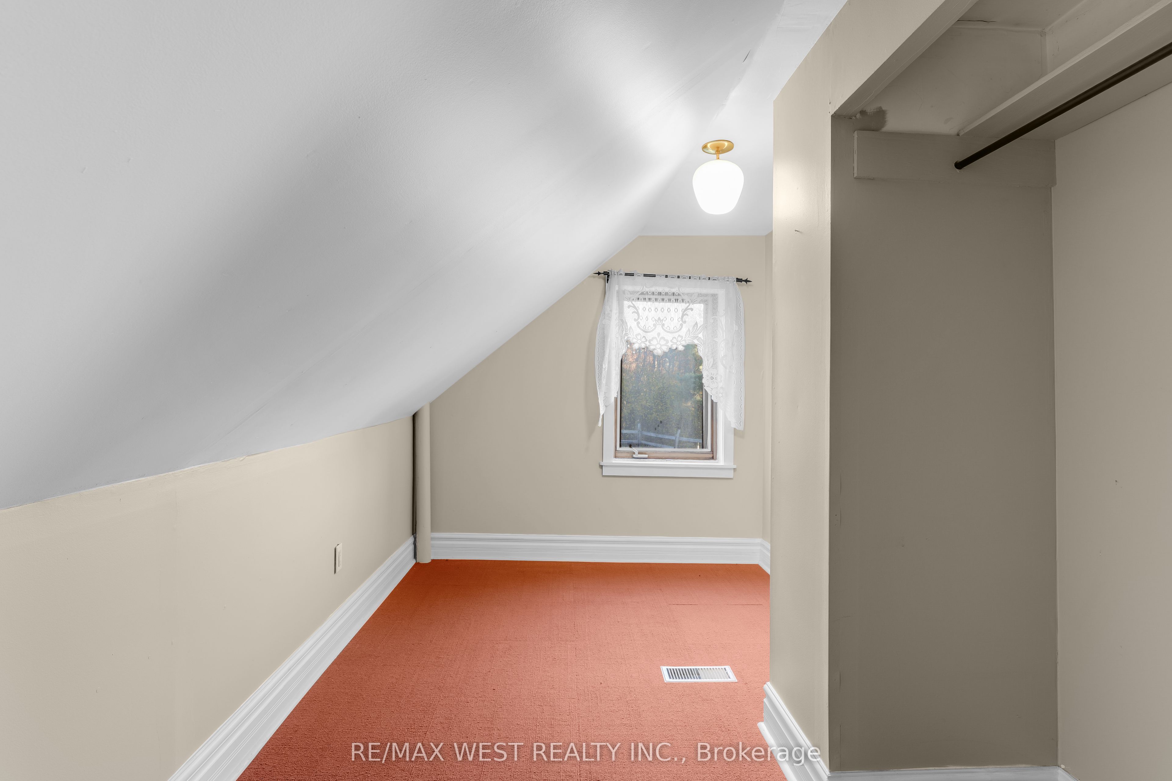 740 Lower Turriff Road Property Photo 37