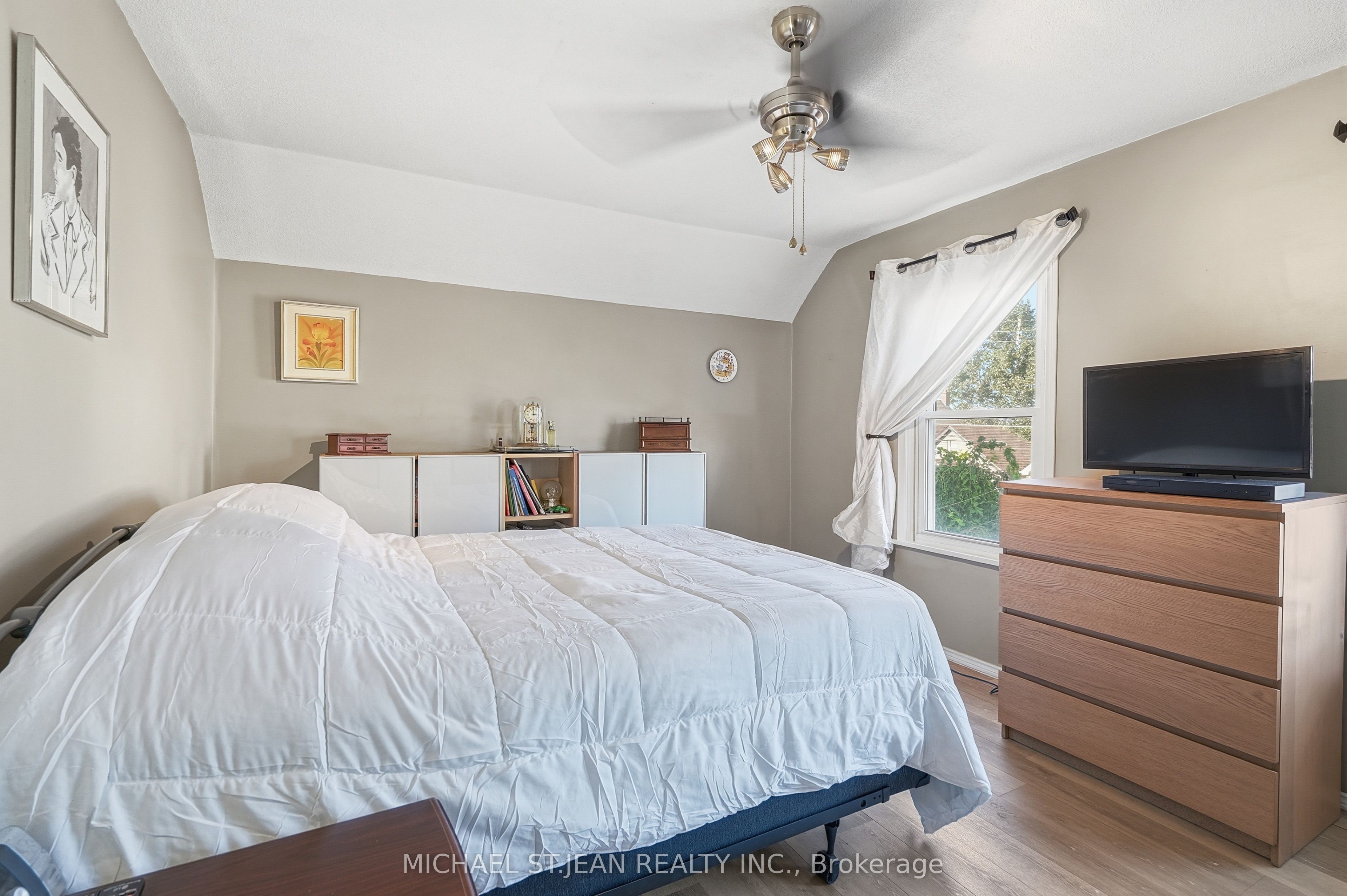 16 Albemarle Street Property Photo 26