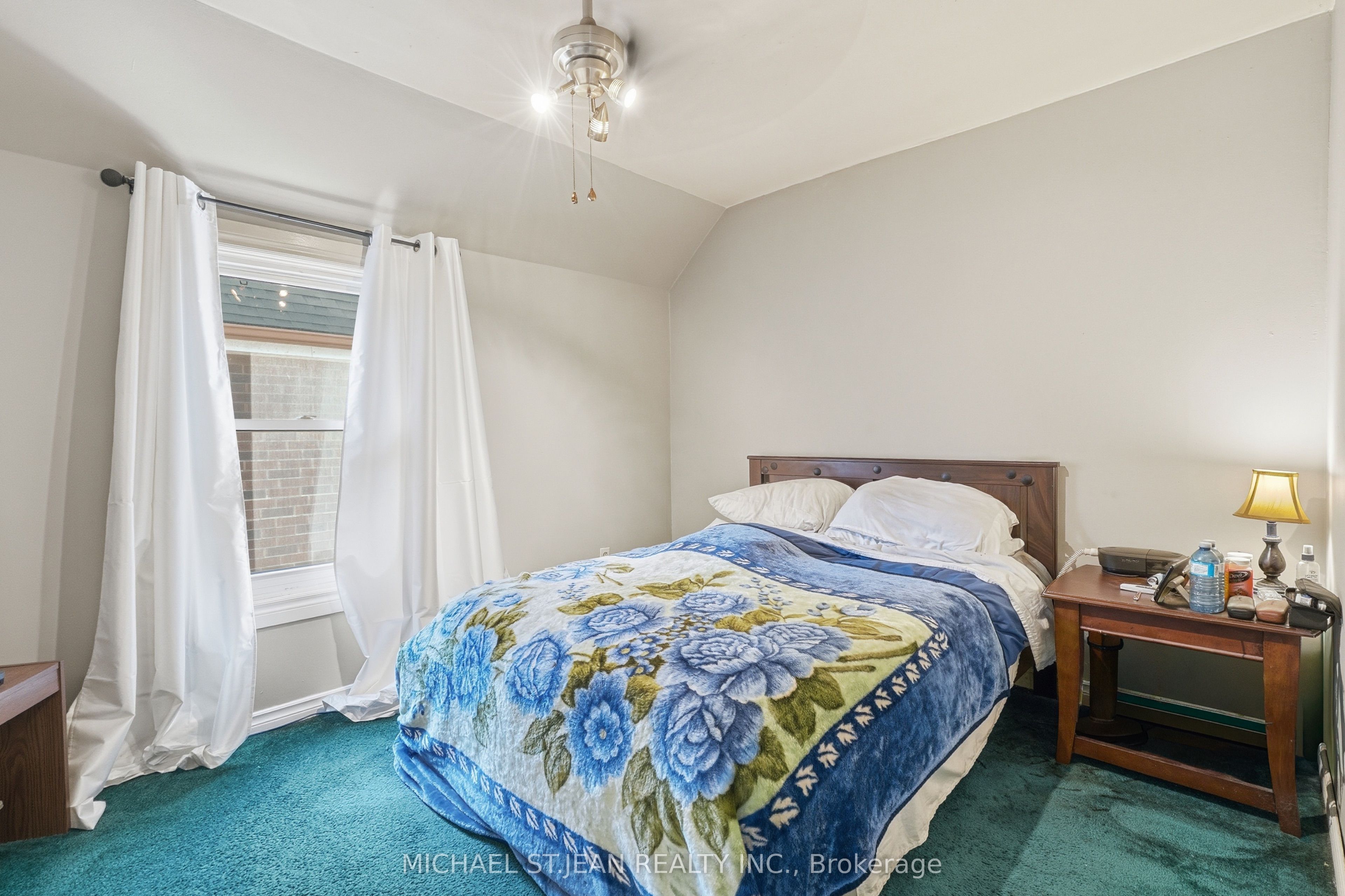 16 Albemarle Street Property Photo 30