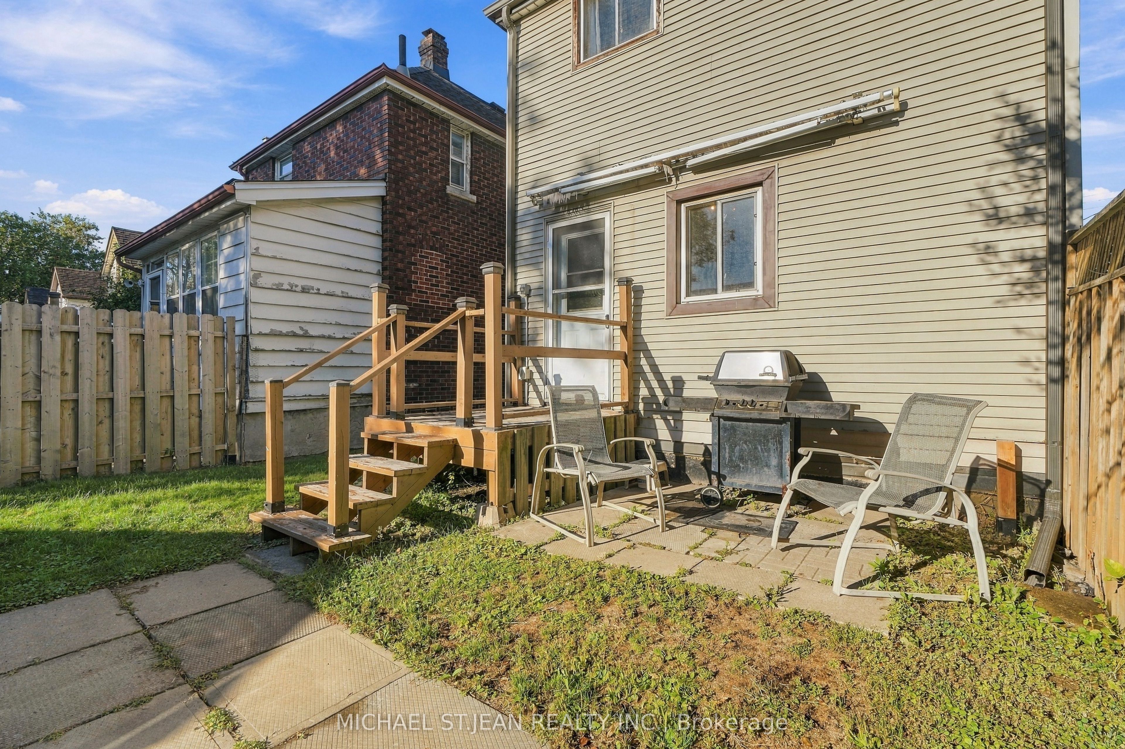 16 Albemarle Street Property Photo 41