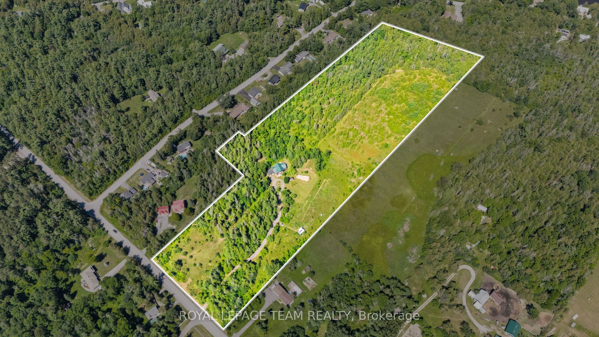 4984 Dunrobin Road Property Photo 3