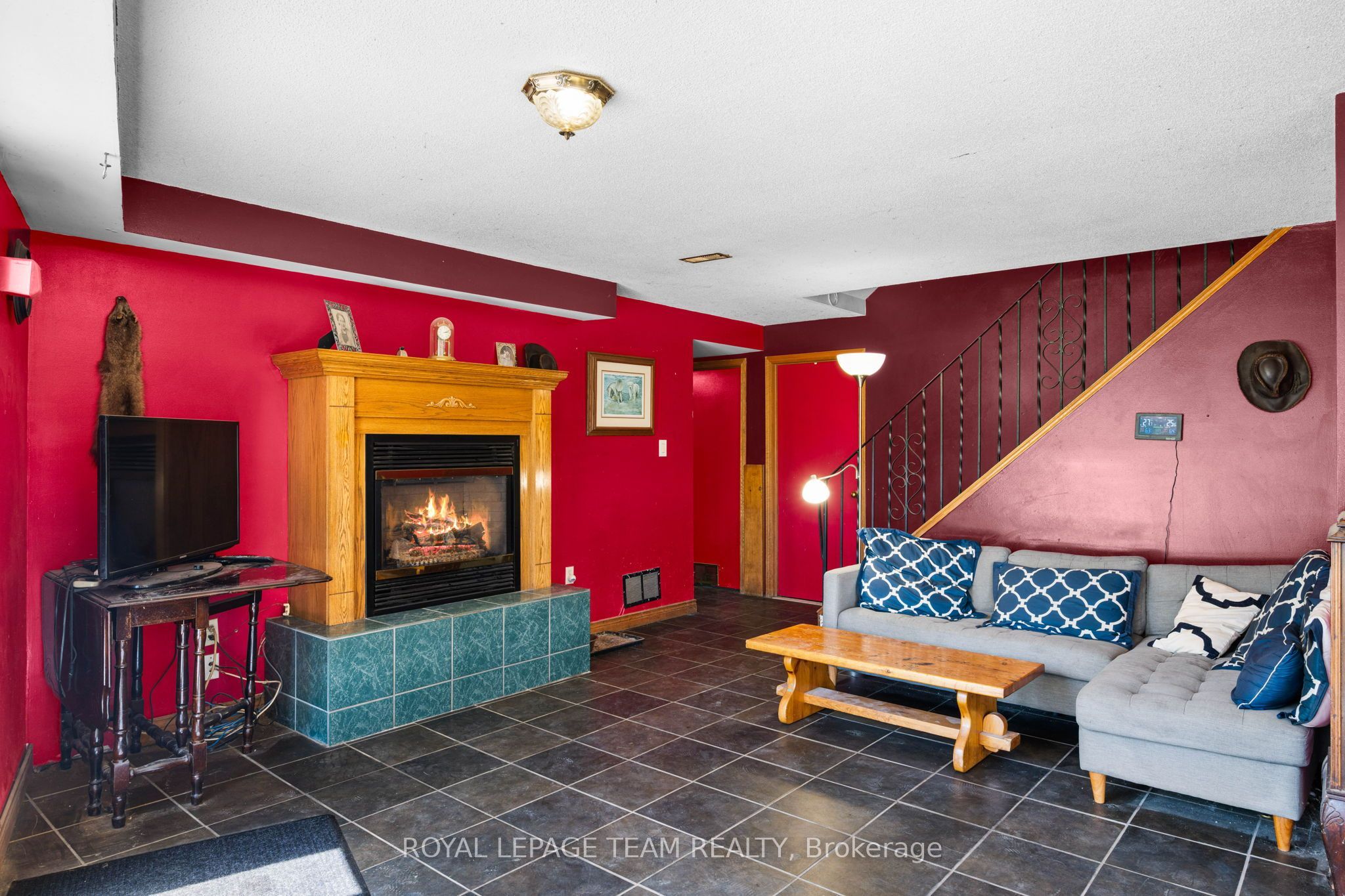 4984 Dunrobin Road Property Photo 16