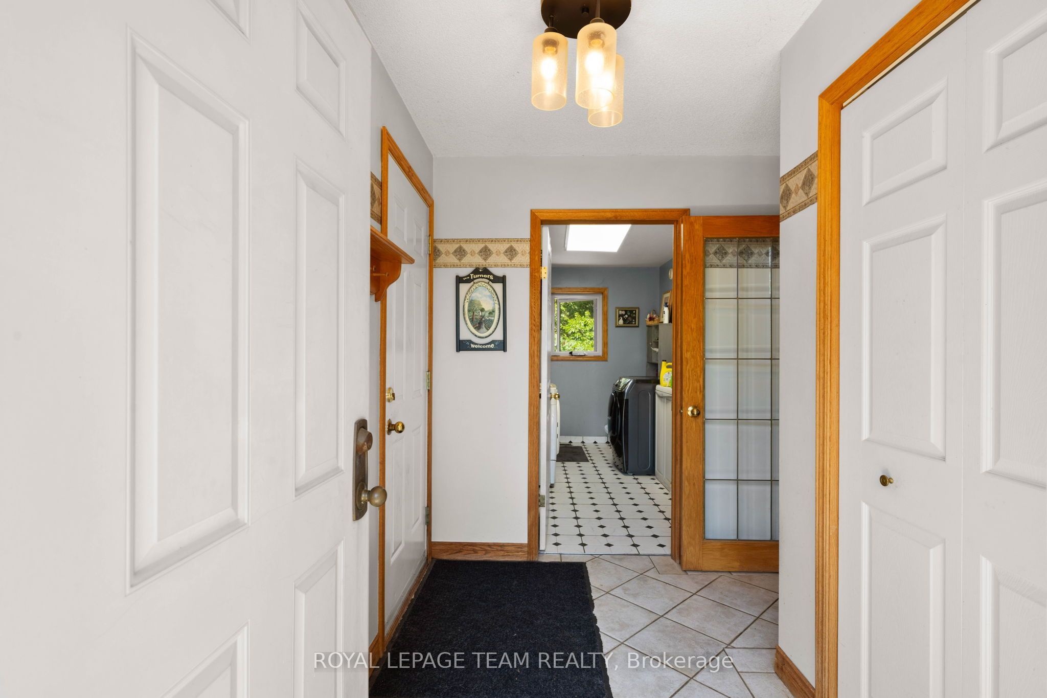 4984 Dunrobin Road Property Photo 32