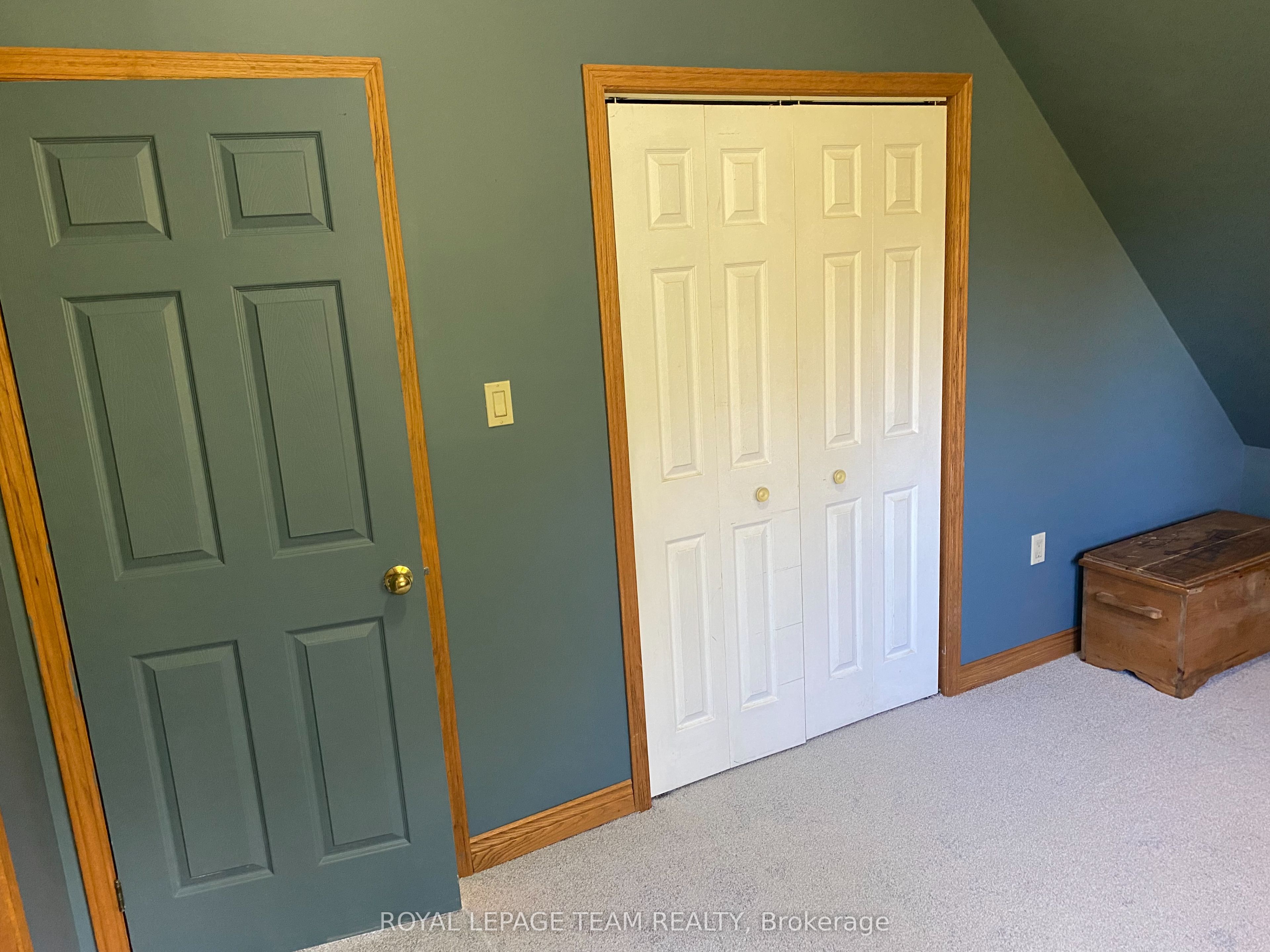 4984 Dunrobin Road Property Photo 36