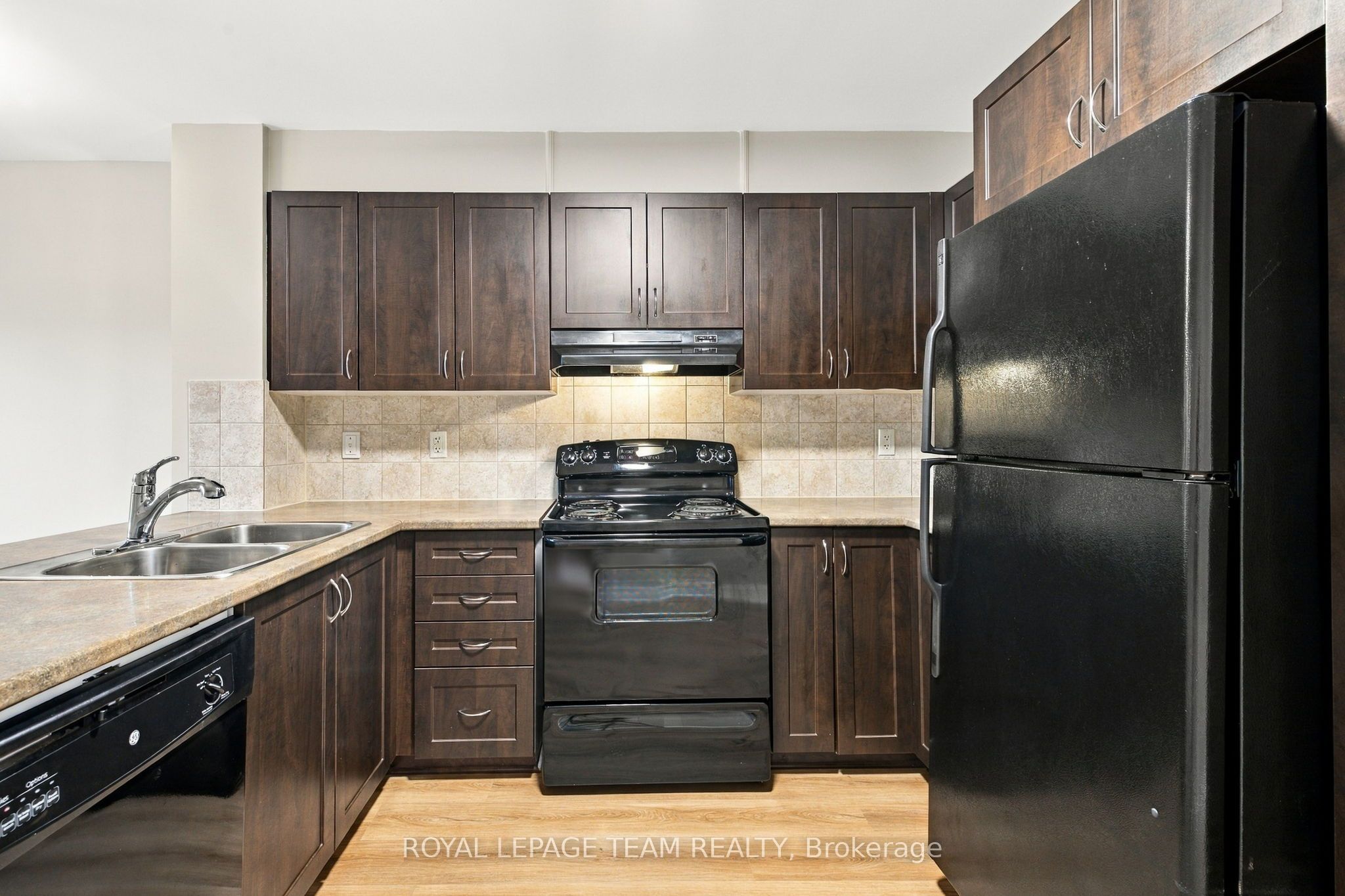 668 Chapman Mills Drive A Property Photo 7