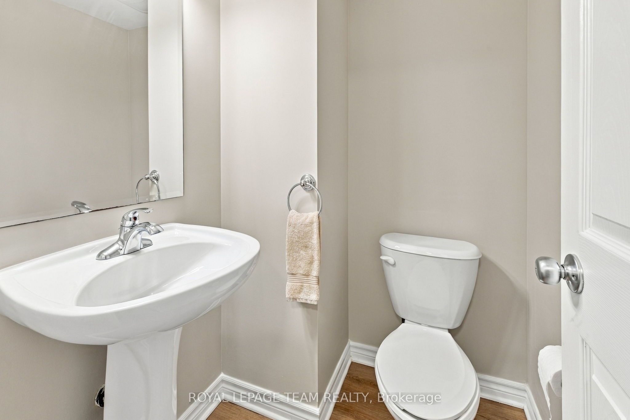 668 Chapman Mills Drive A Property Photo 9