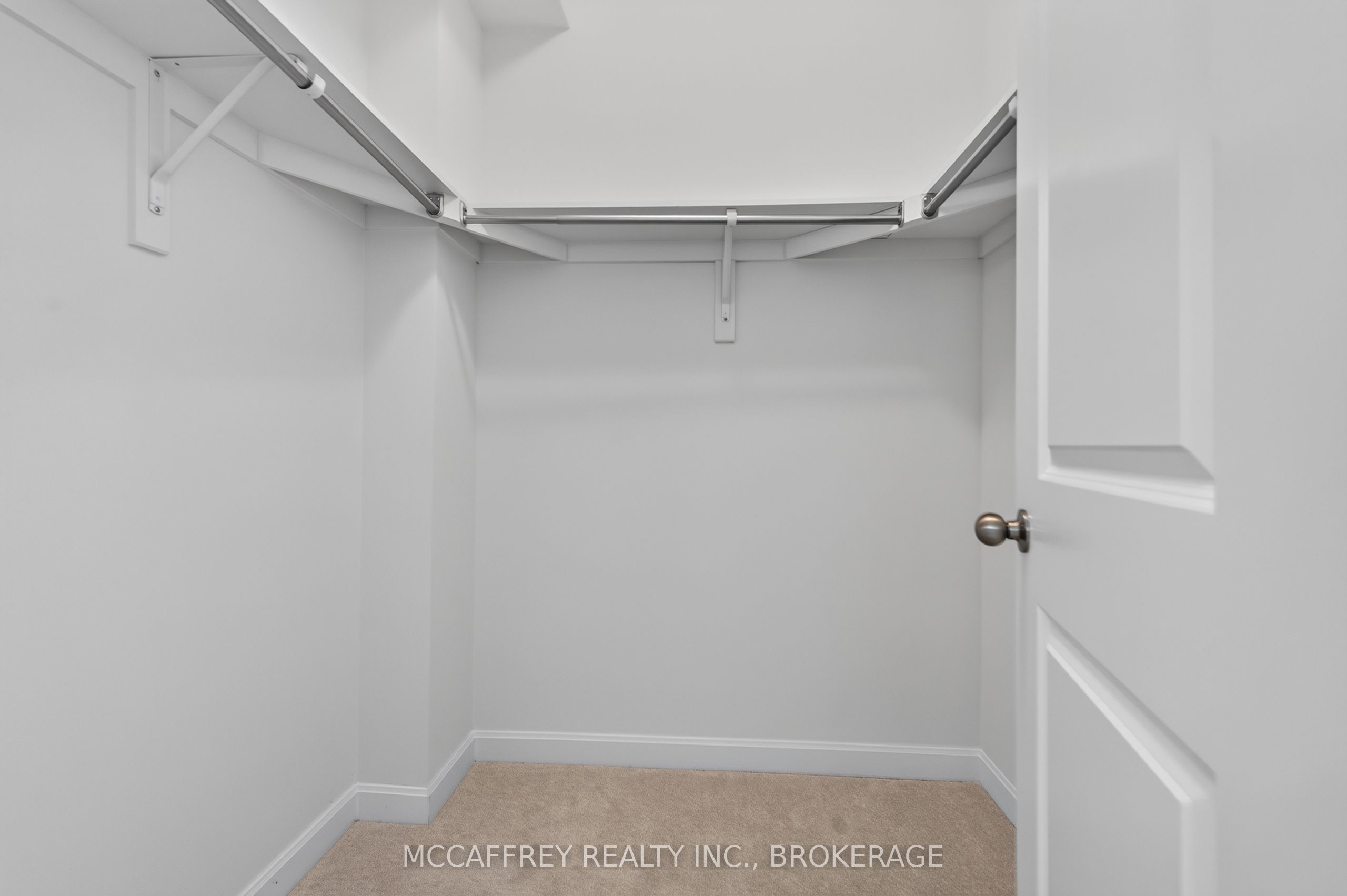 19 Oakmont Drive Property Photo 21