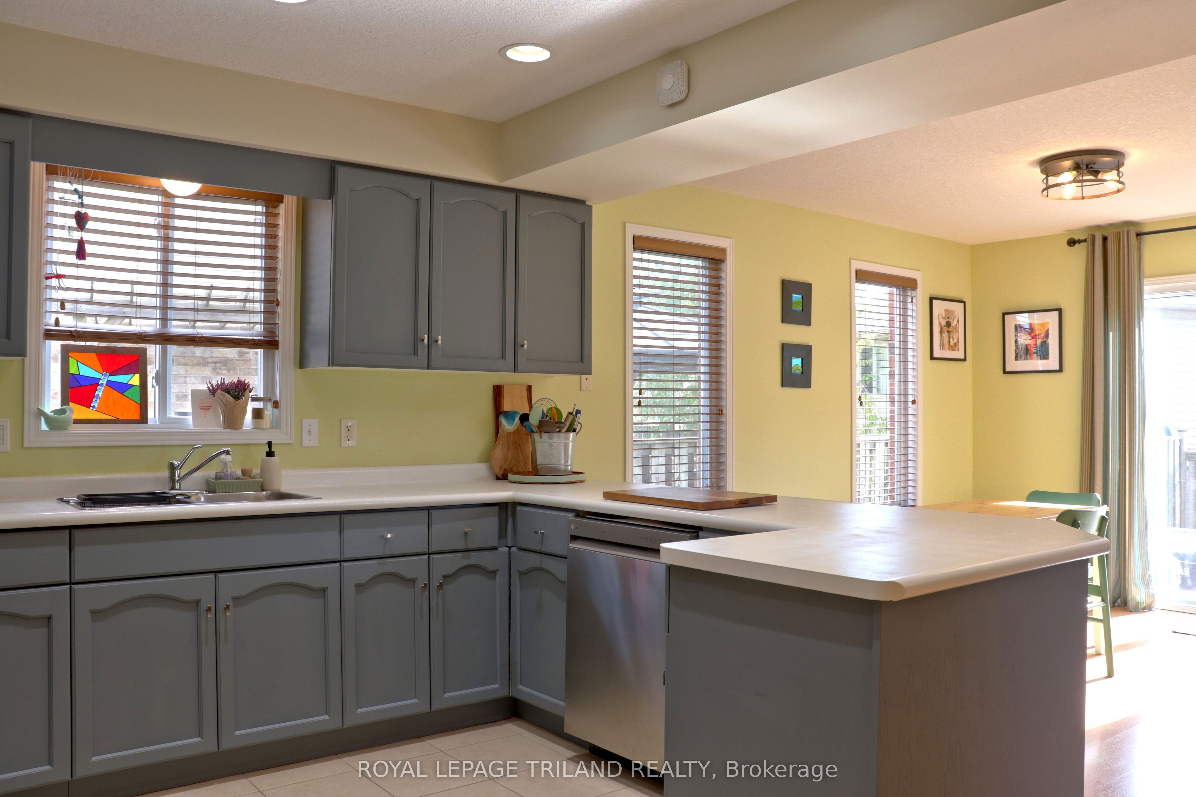 821 Sprucewood Drive Property Photo 12