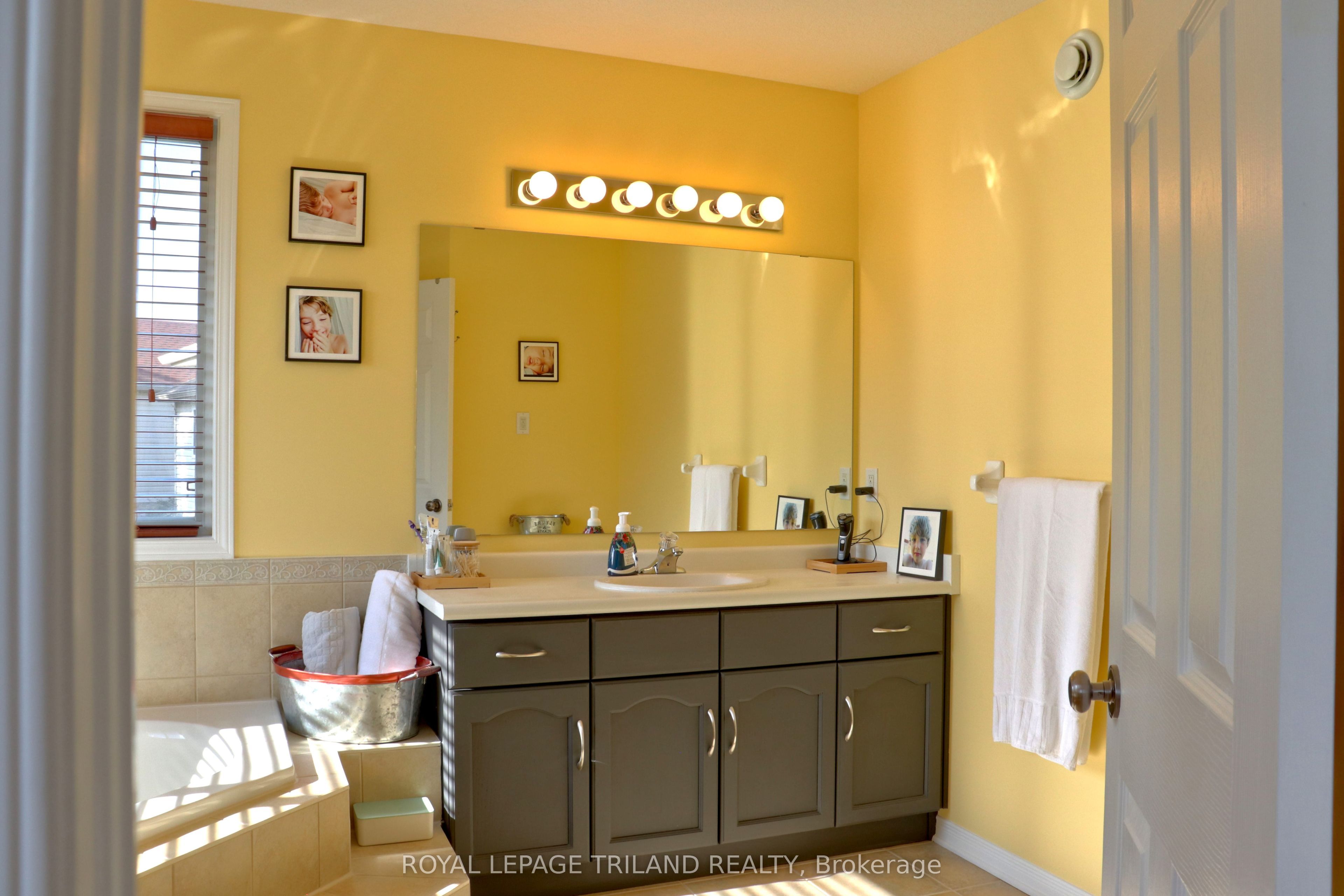 821 Sprucewood Drive Property Photo 15