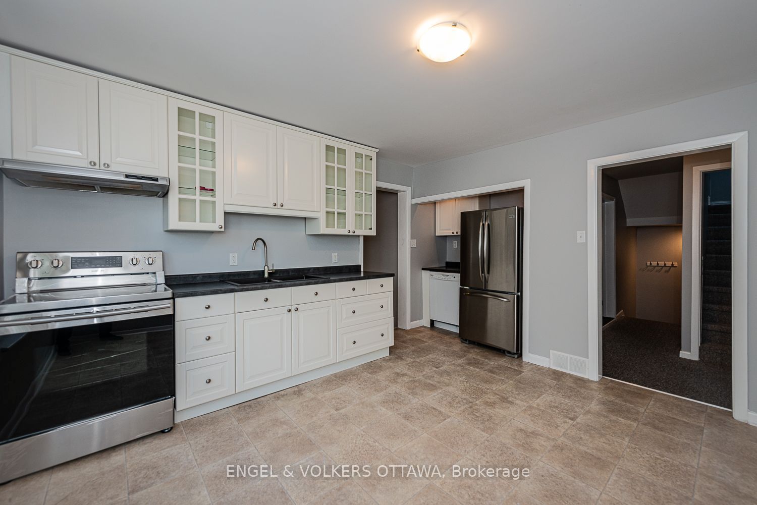 43a Clarendon Avenue Property Photo 12