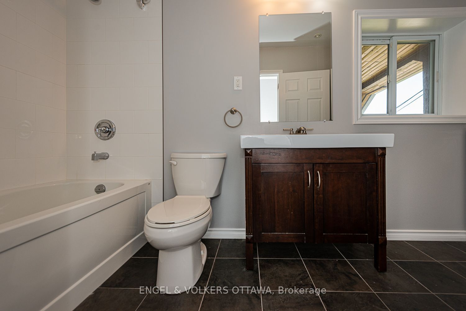 43a Clarendon Avenue Property Photo 23