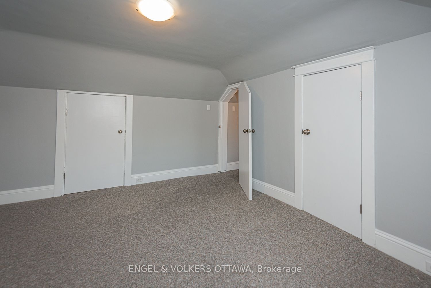 43a Clarendon Avenue Property Photo 32