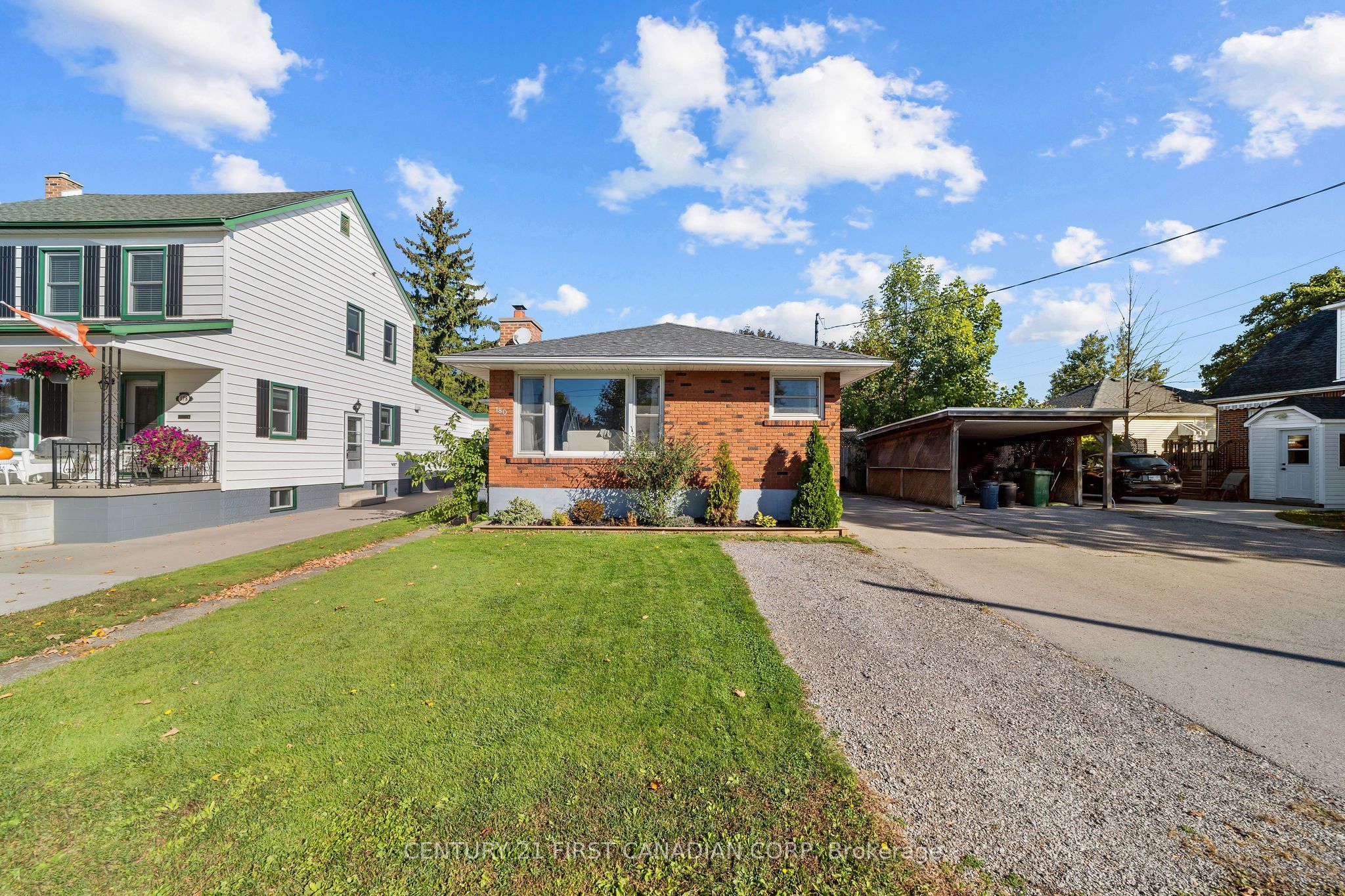 180 Forest Avenue Property Photo 2