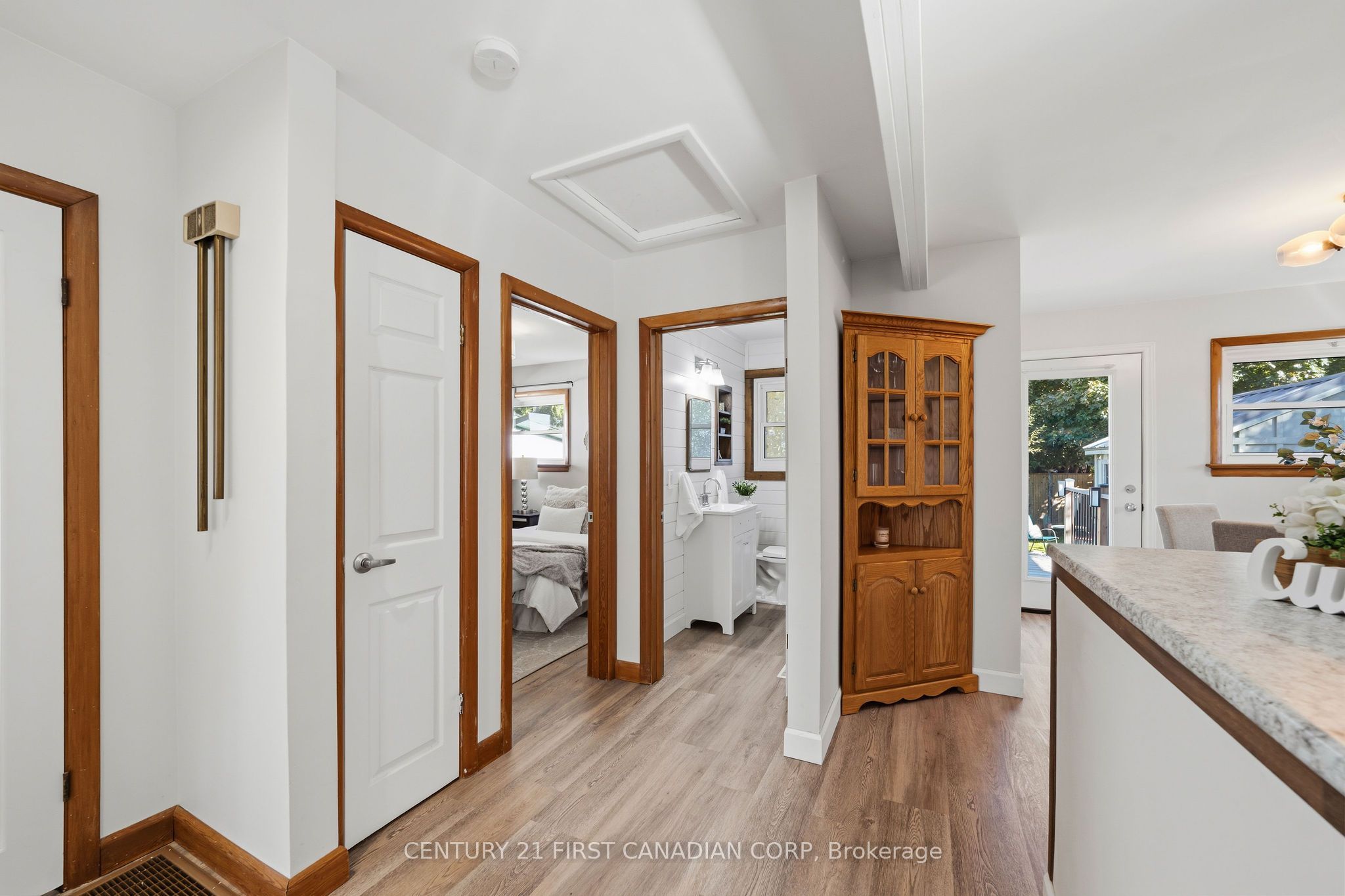 180 Forest Avenue Property Photo 7