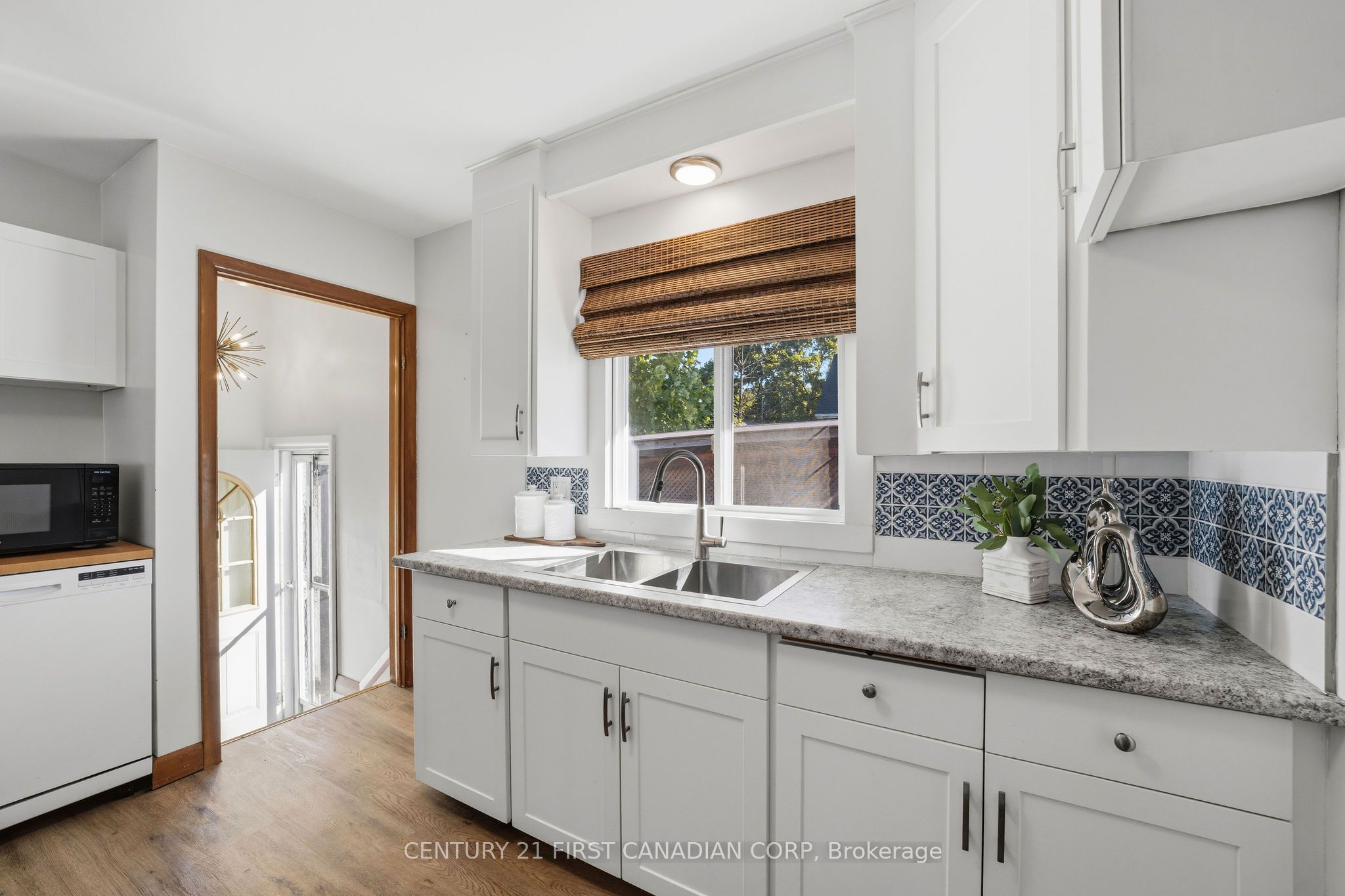 180 Forest Avenue Property Photo 18