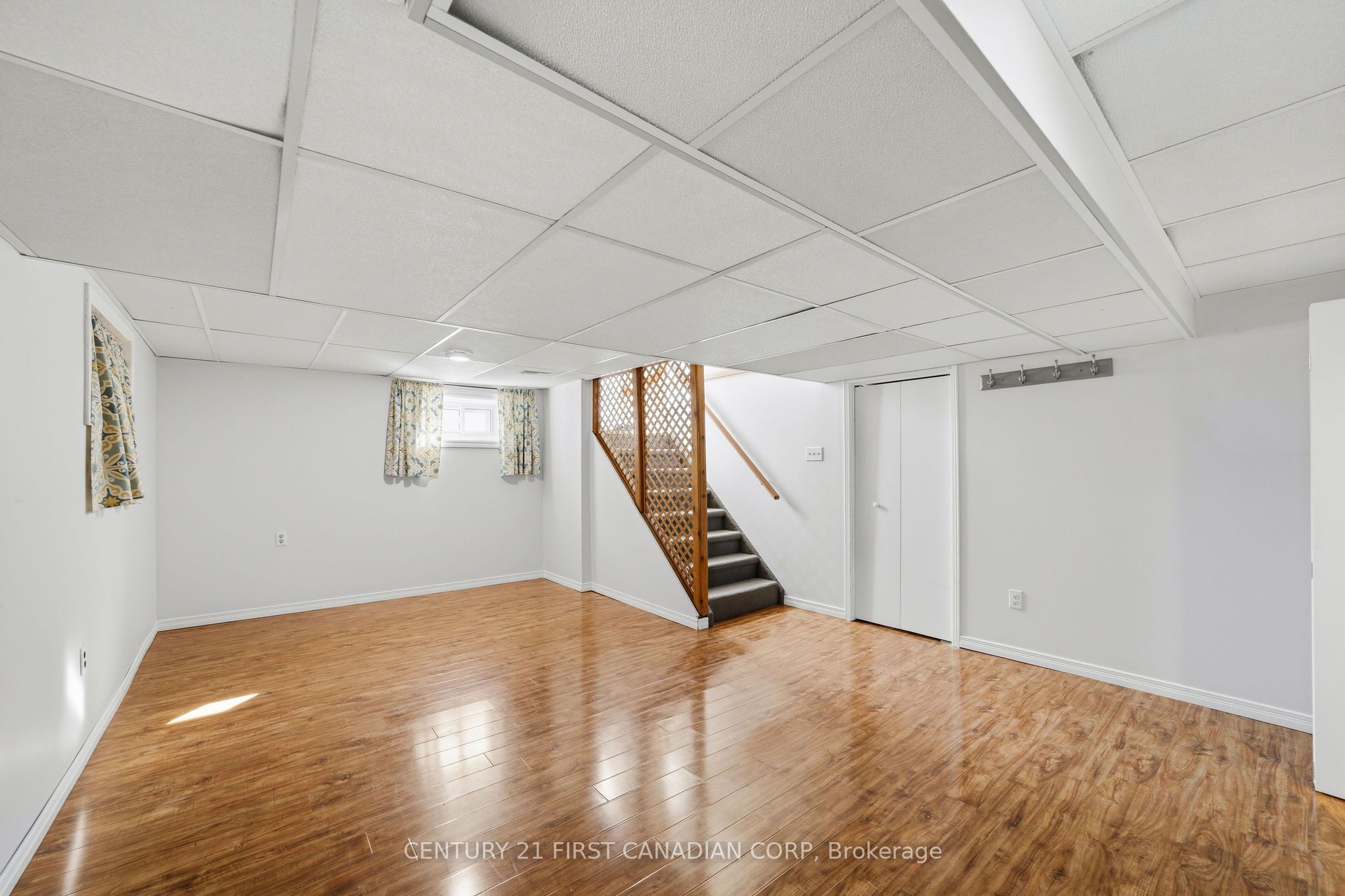 180 Forest Avenue Property Photo 21