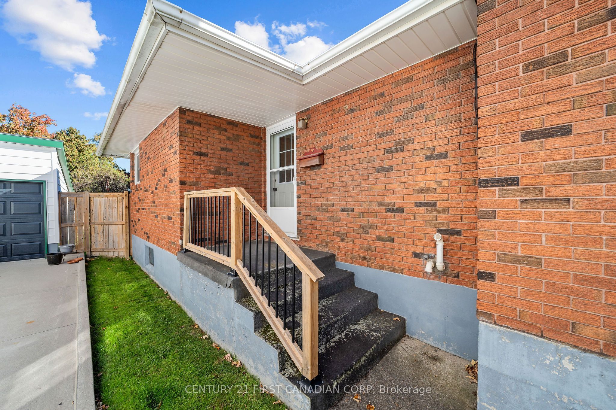 180 Forest Avenue Property Photo 24