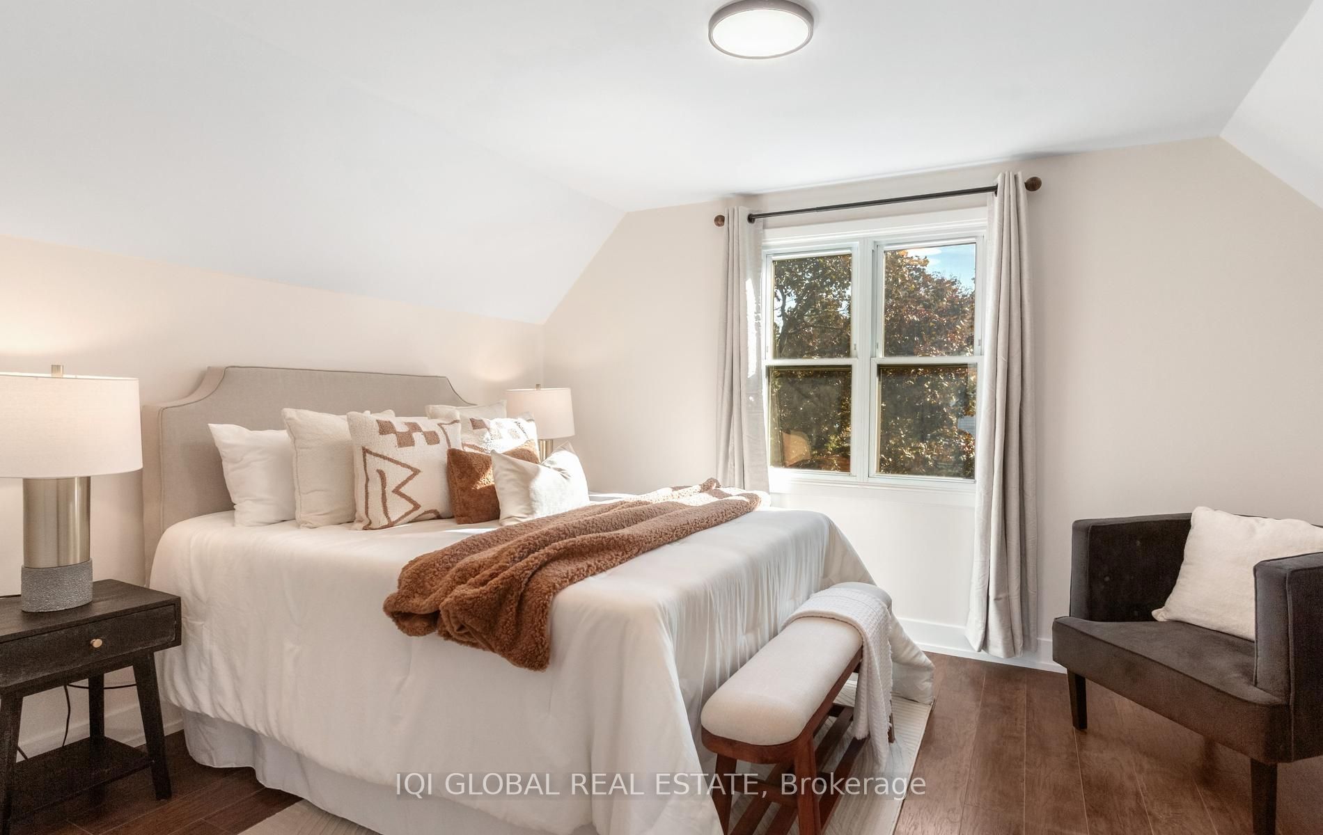 504 E Brucedale Avenue E Property Photo 23