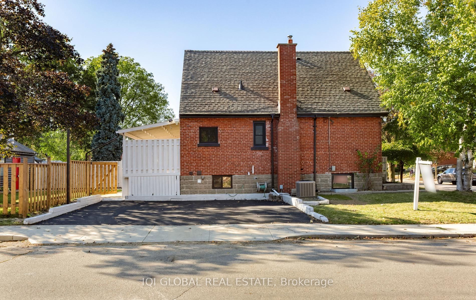 504 E Brucedale Avenue E Property Photo 48