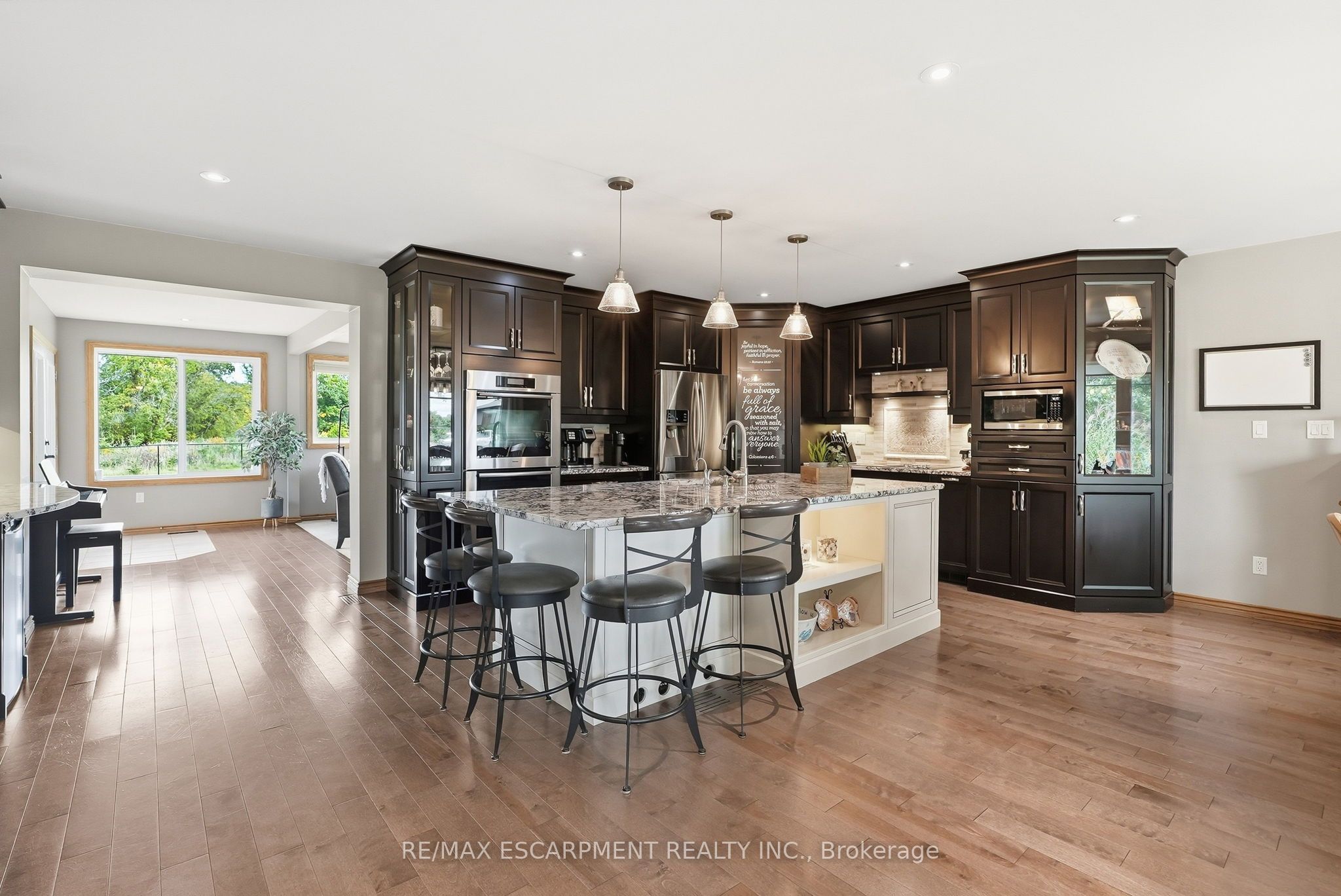 826 Millgrove Side Road Property Photo 6