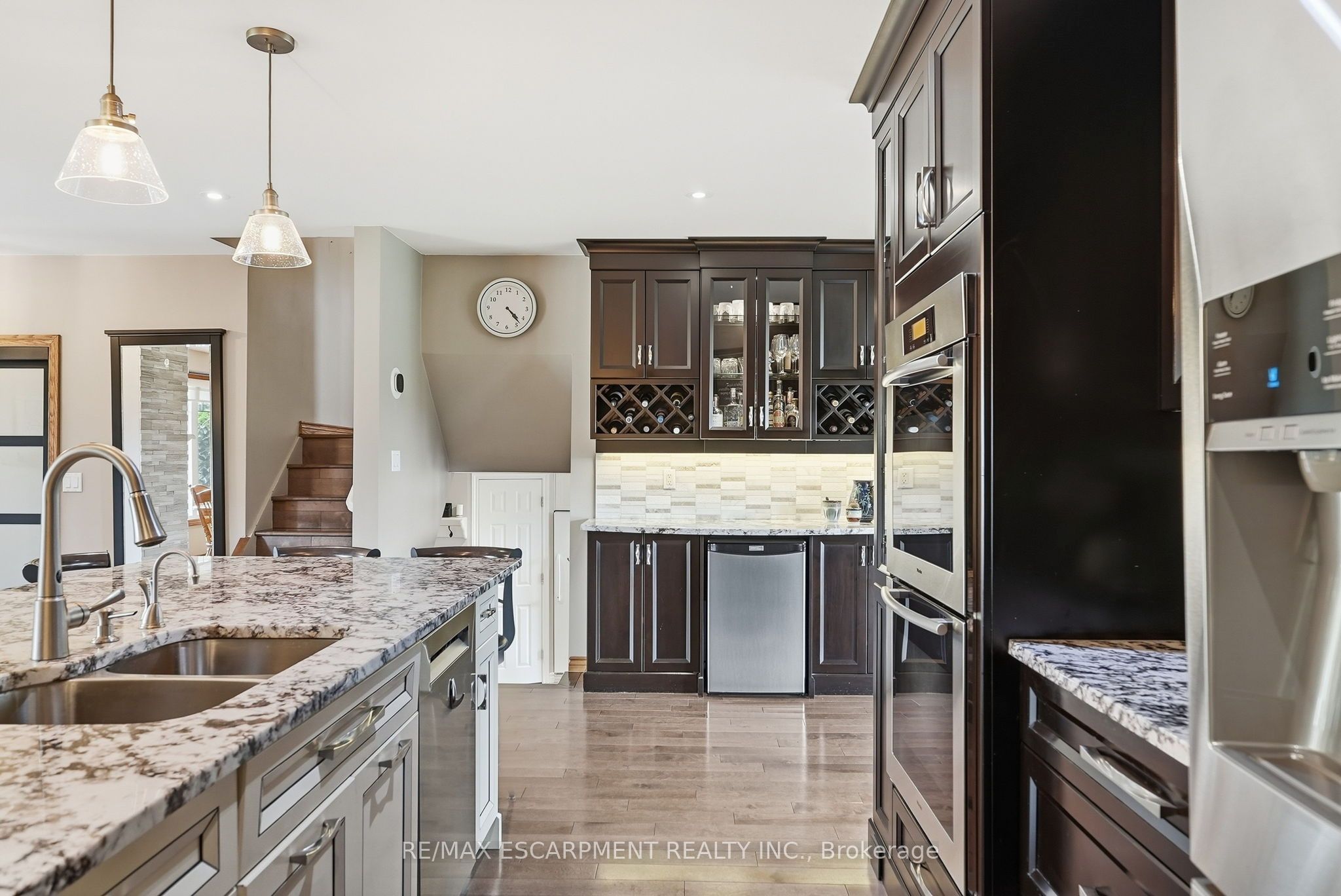 826 Millgrove Side Road Property Photo 10