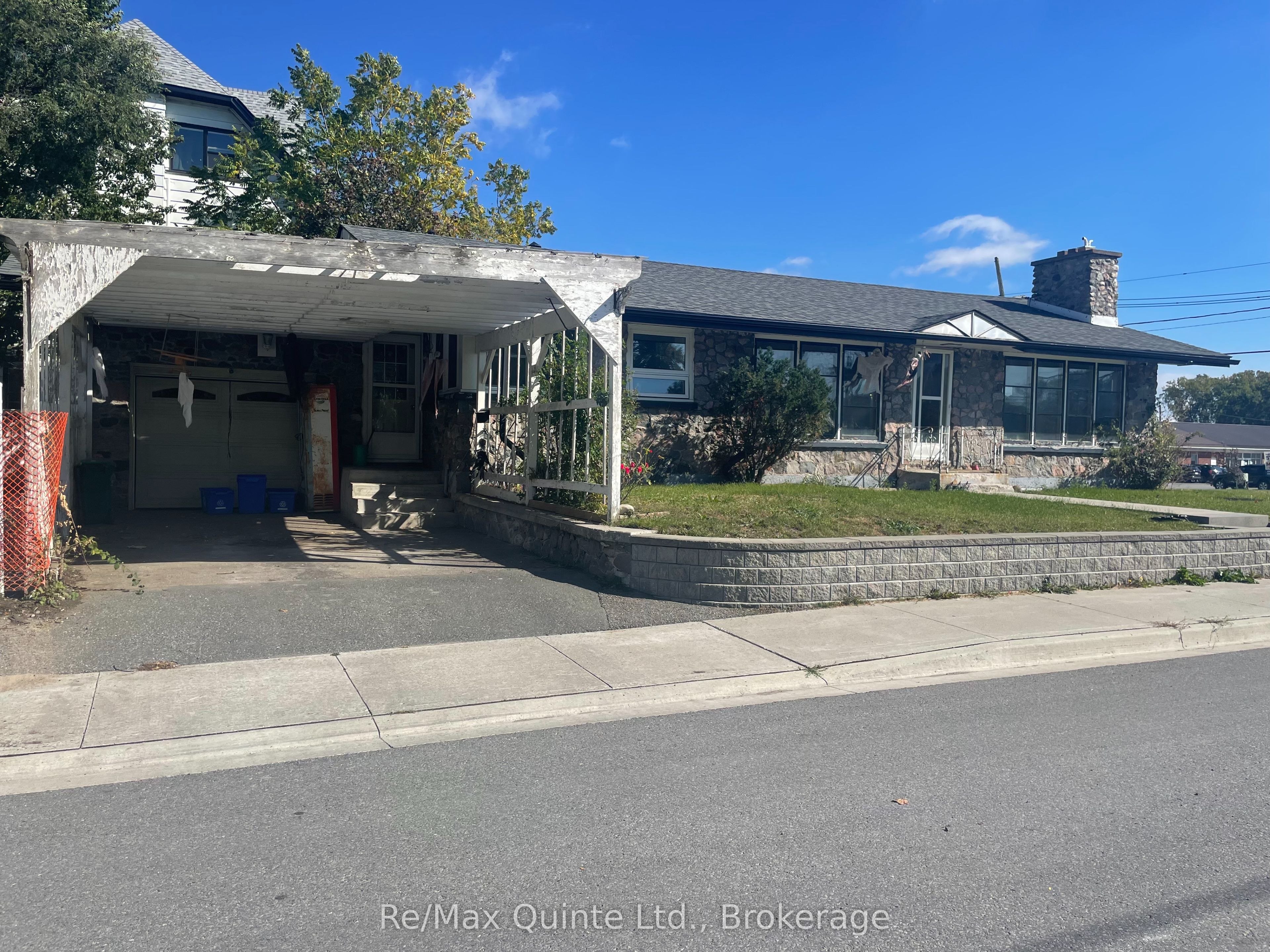 1 Lorne Avenue Property Photo 1
