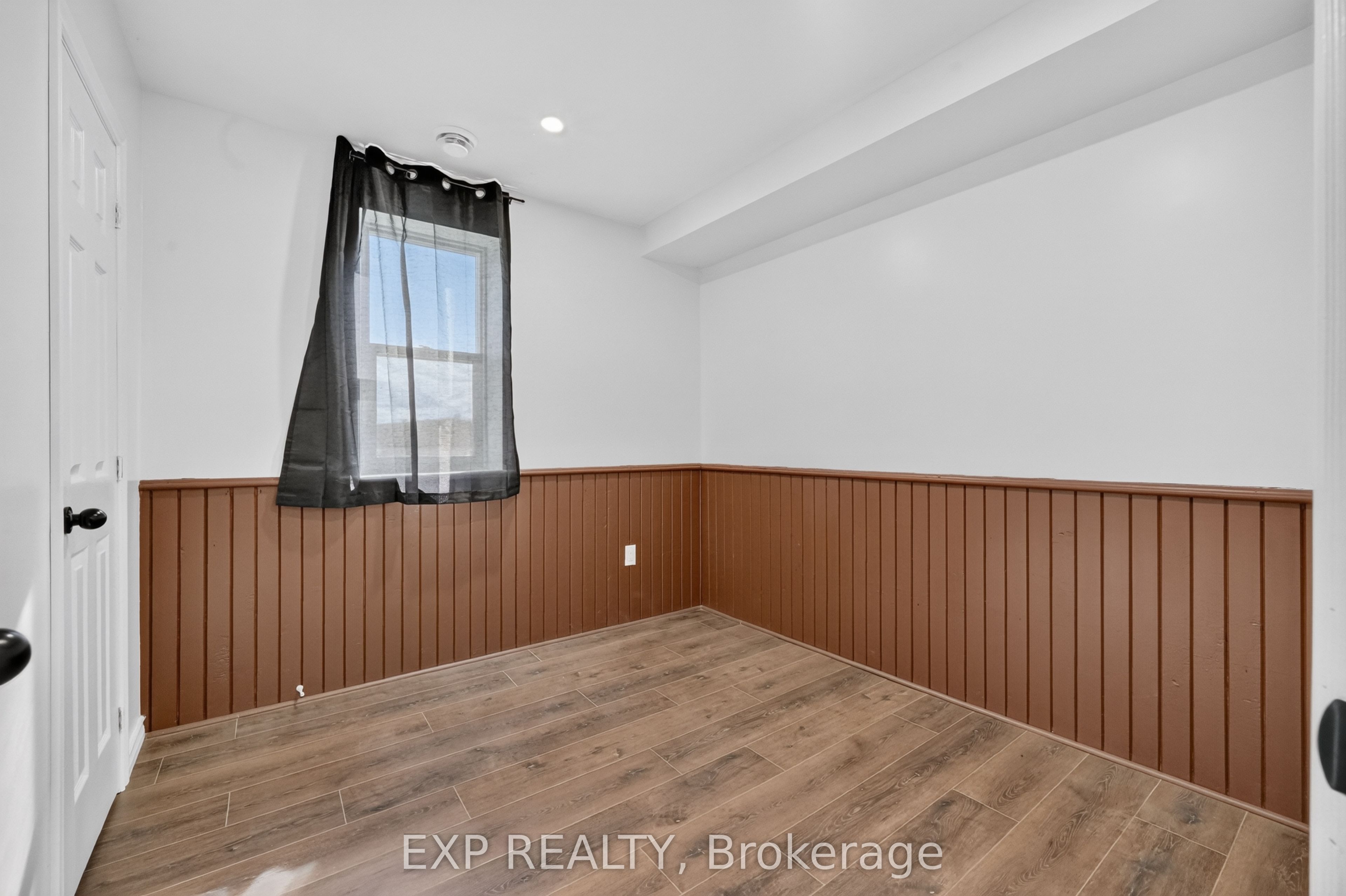 6330 County Rd 10 Line Property Photo 12