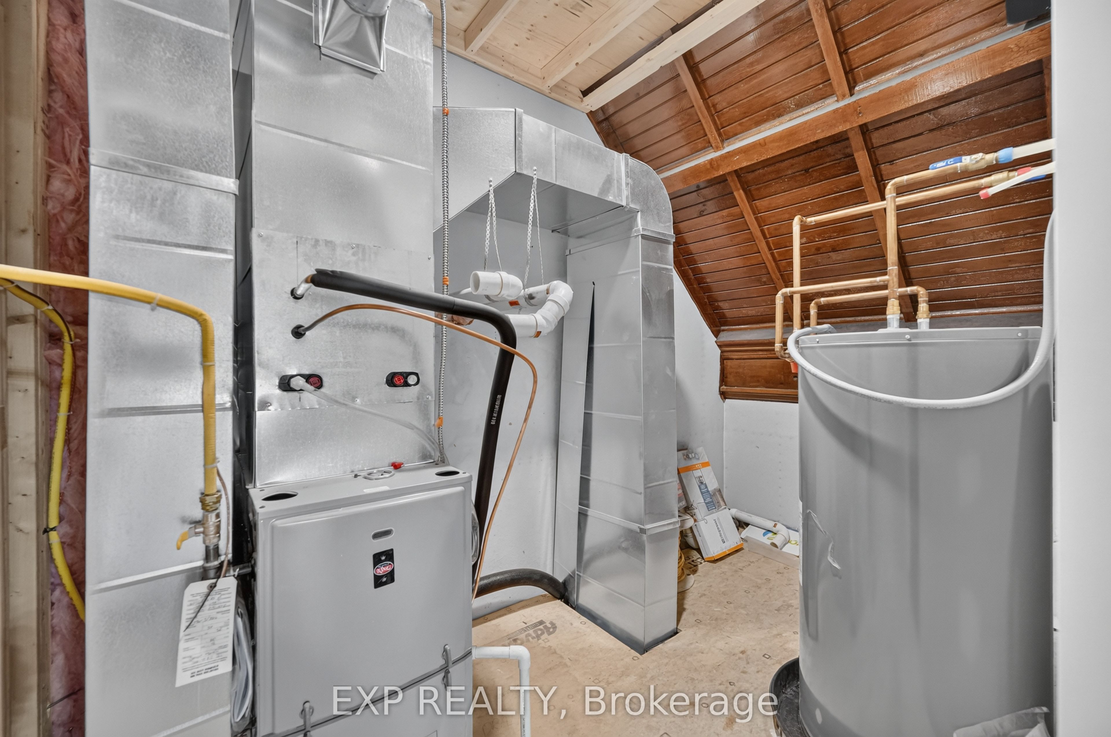 6330 County Rd 10 Line Property Photo 38